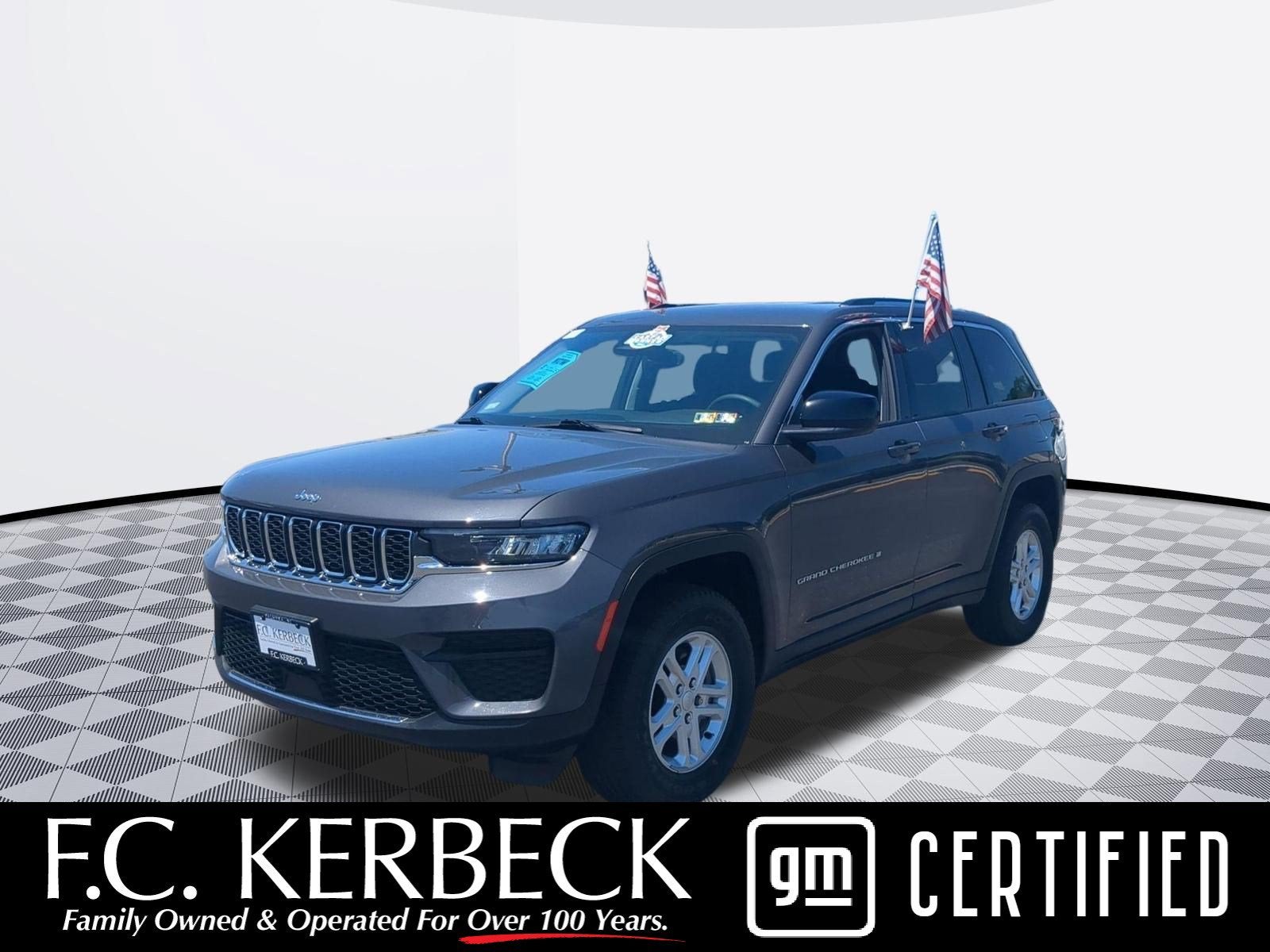 2023 Jeep Grand Cherokee Laredo 4x4