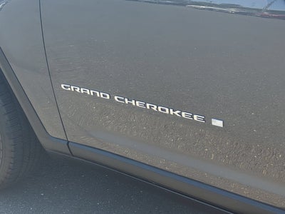 2023 Jeep Grand Cherokee Laredo 4x4