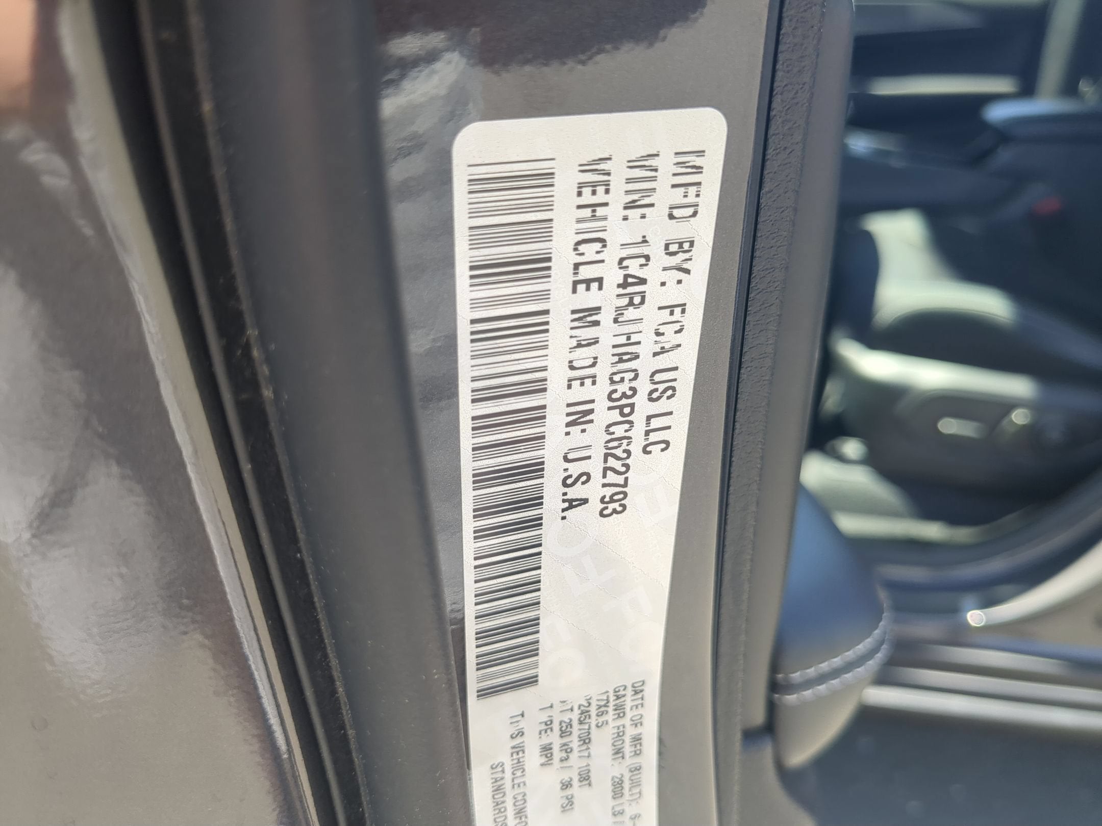 2023 Jeep Grand Cherokee Laredo 4x4
