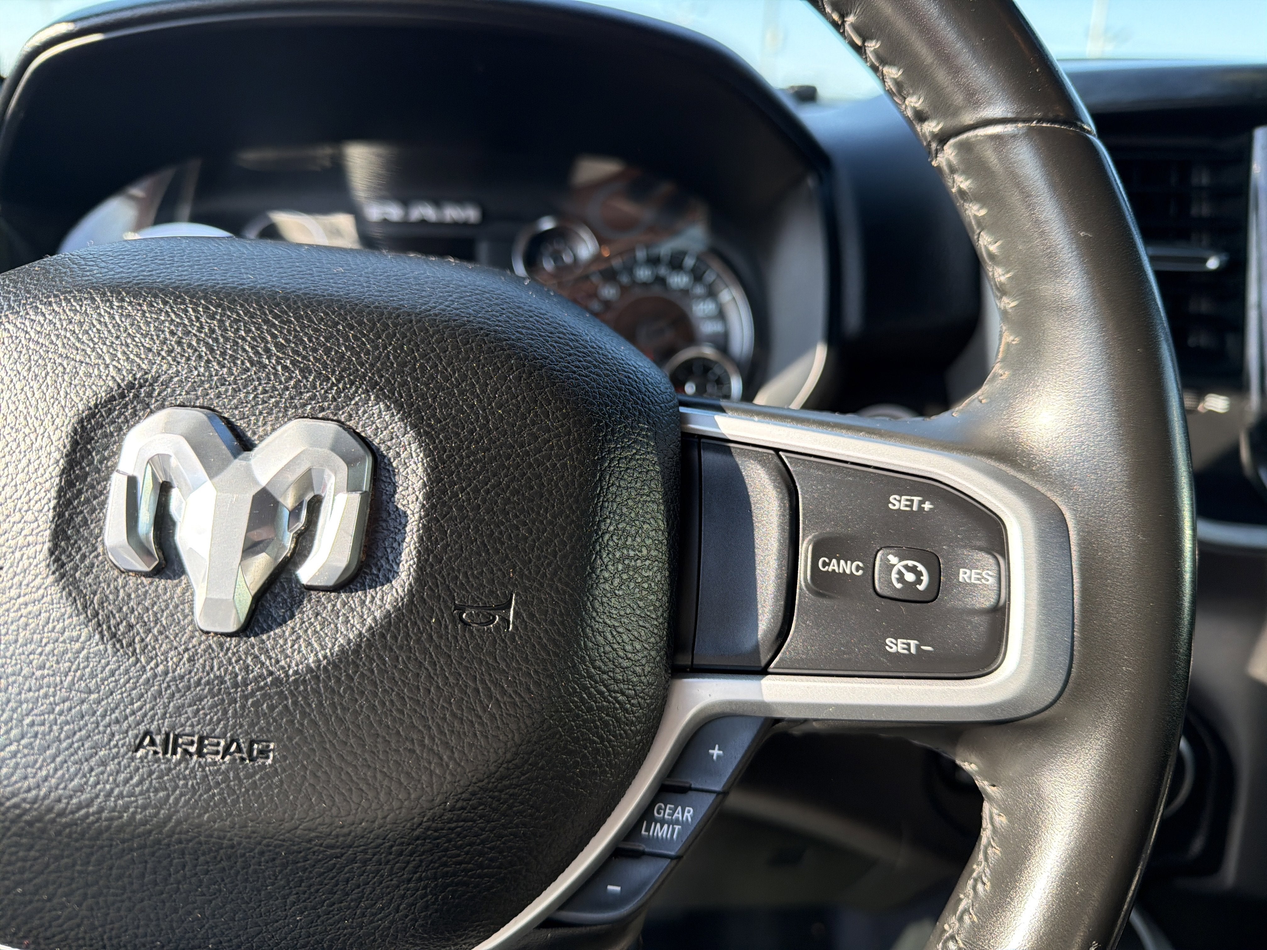 2021 RAM 1500 Big Horn Quad Cab 4x4 6'4" Box