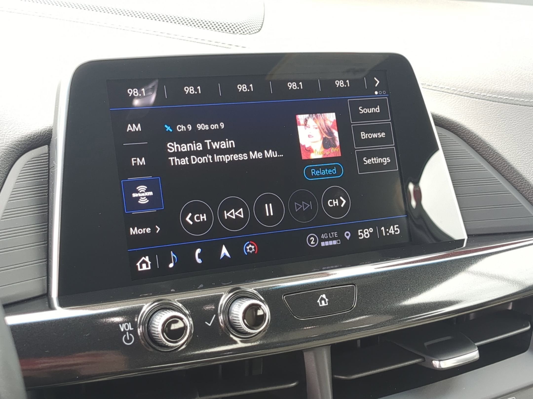 2022 Cadillac CT4 Premium Luxury