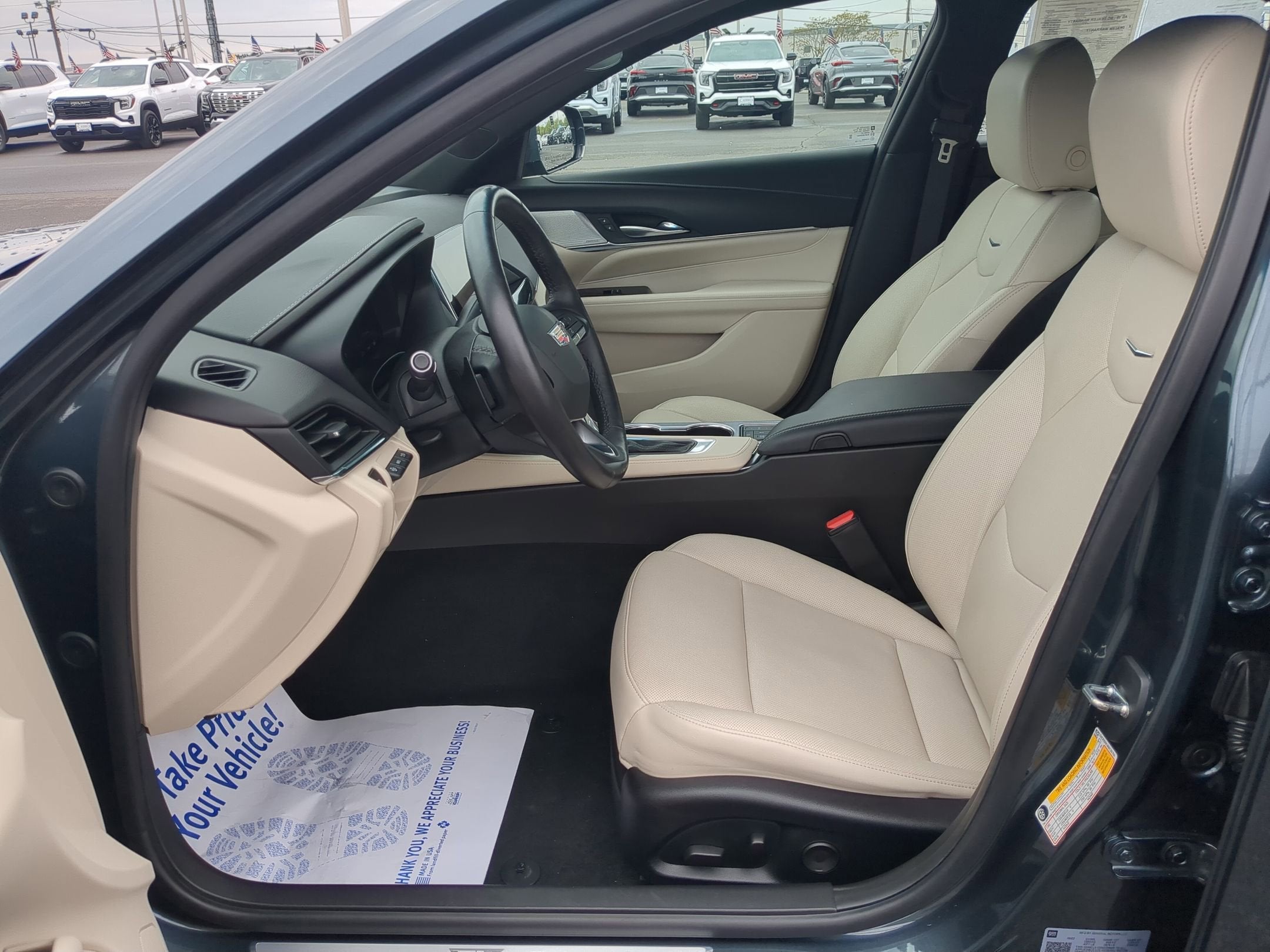 2022 Cadillac CT4 Premium Luxury