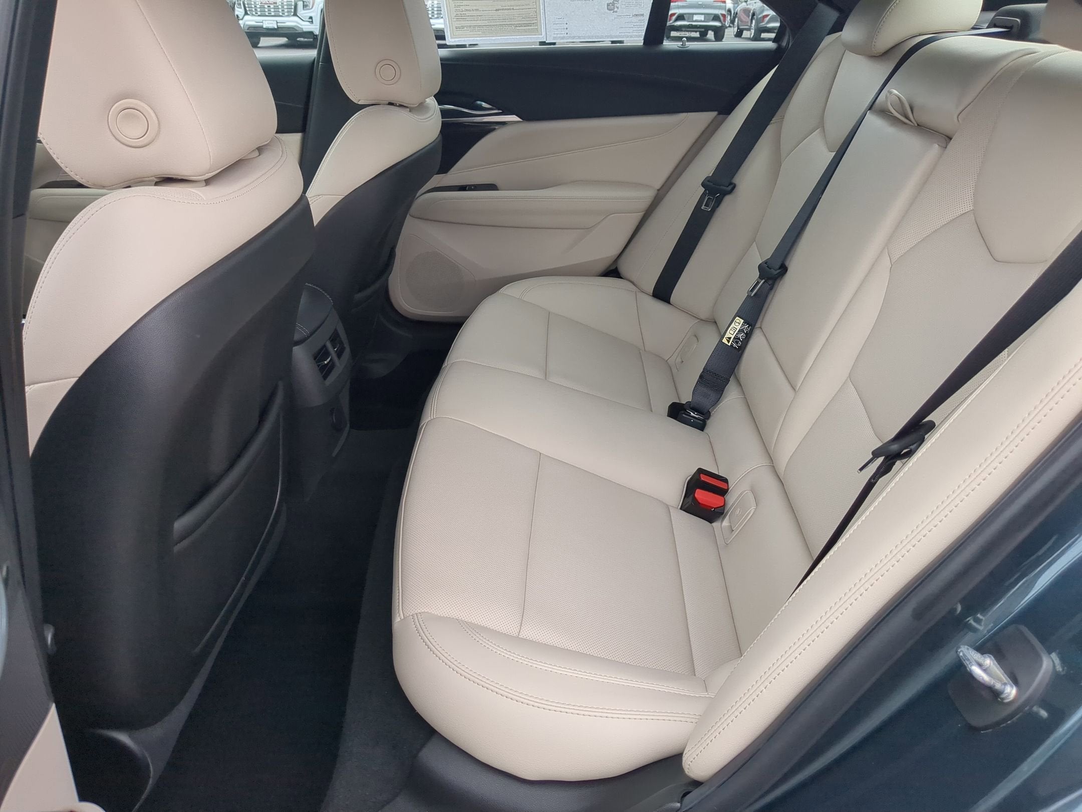 2022 Cadillac CT4 Premium Luxury