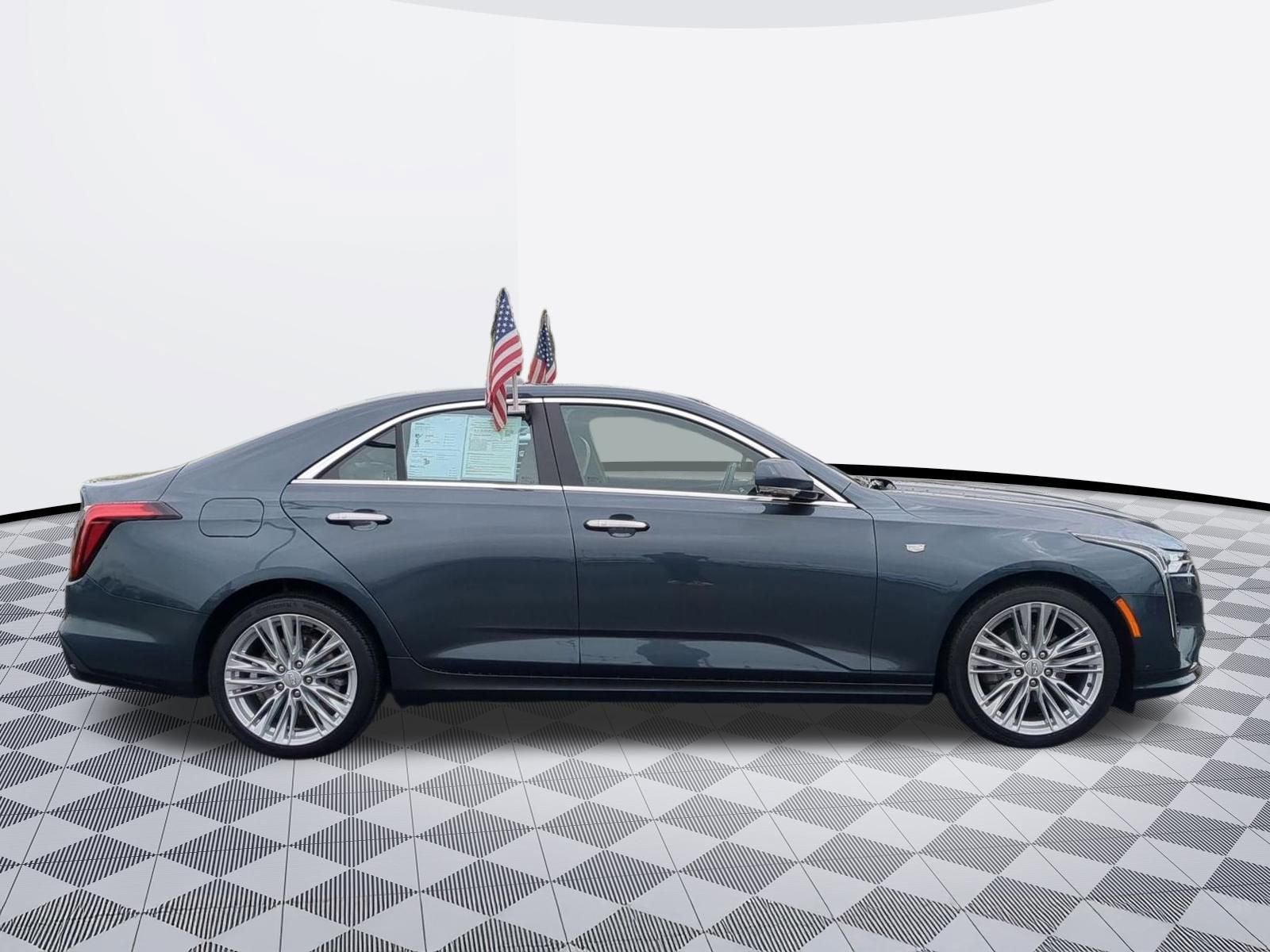 2022 Cadillac CT4 Premium Luxury