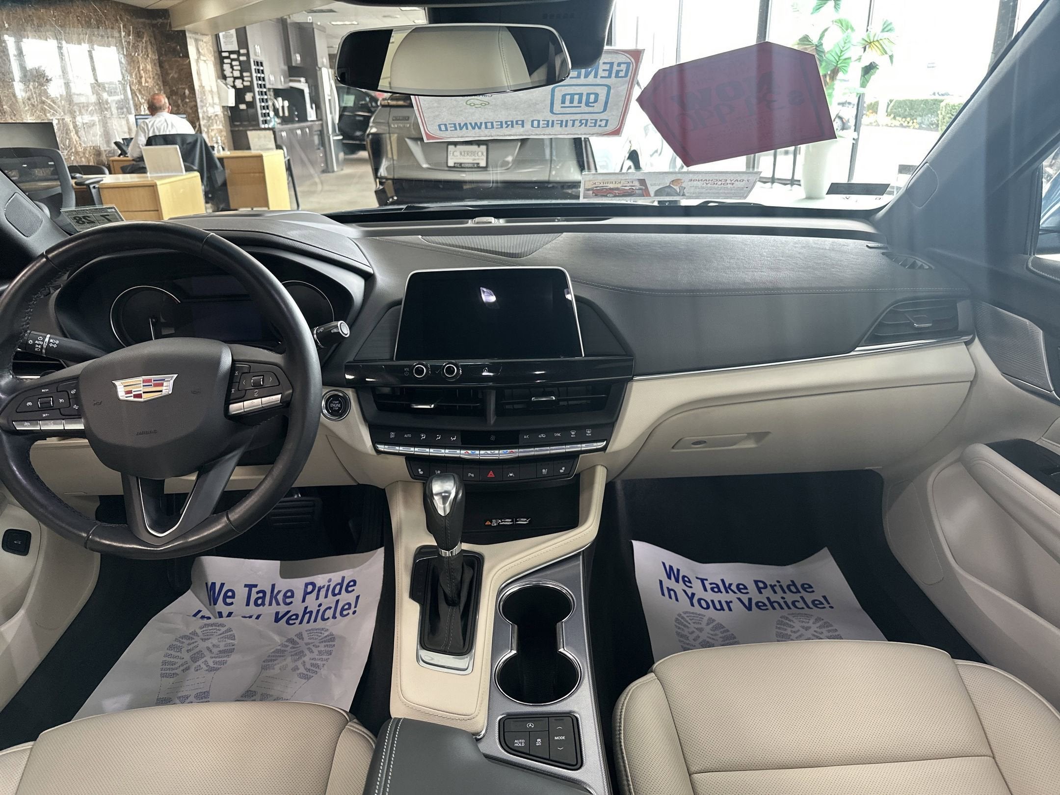 2023 Cadillac CT4 Premium Luxury