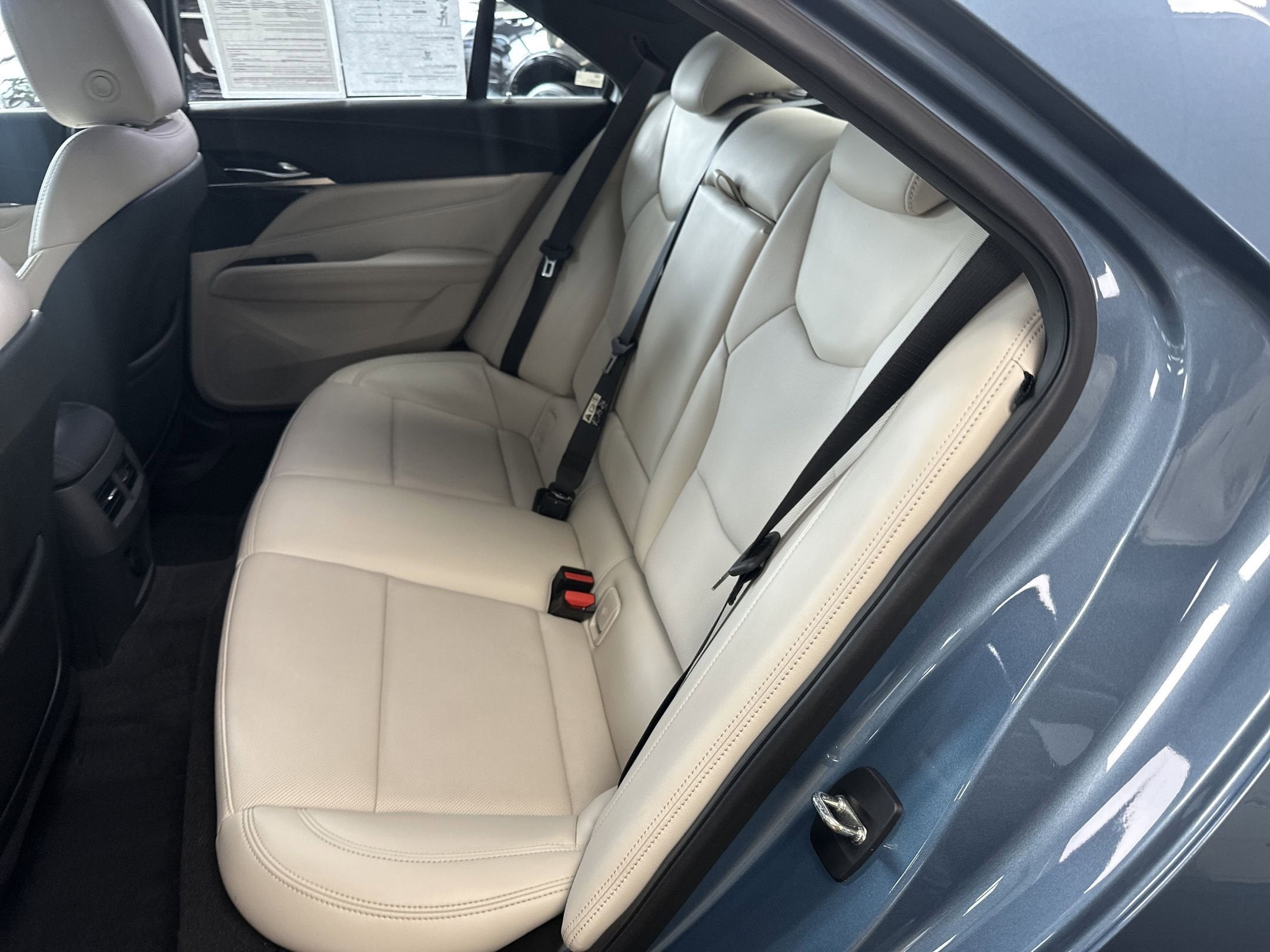 2023 Cadillac CT4 Premium Luxury