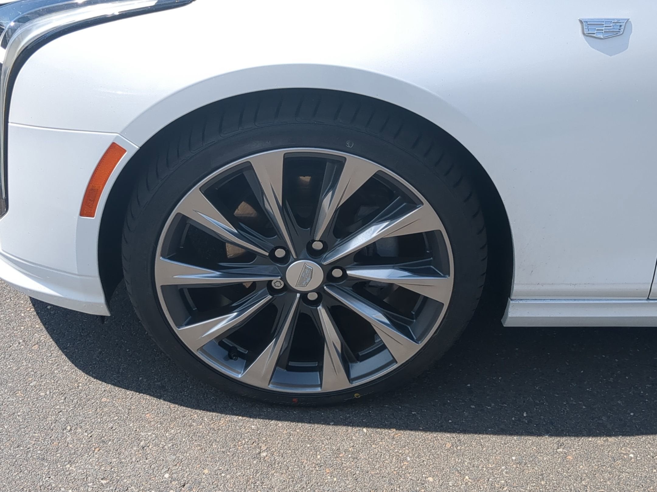 2023 Cadillac CT4 Premium Luxury