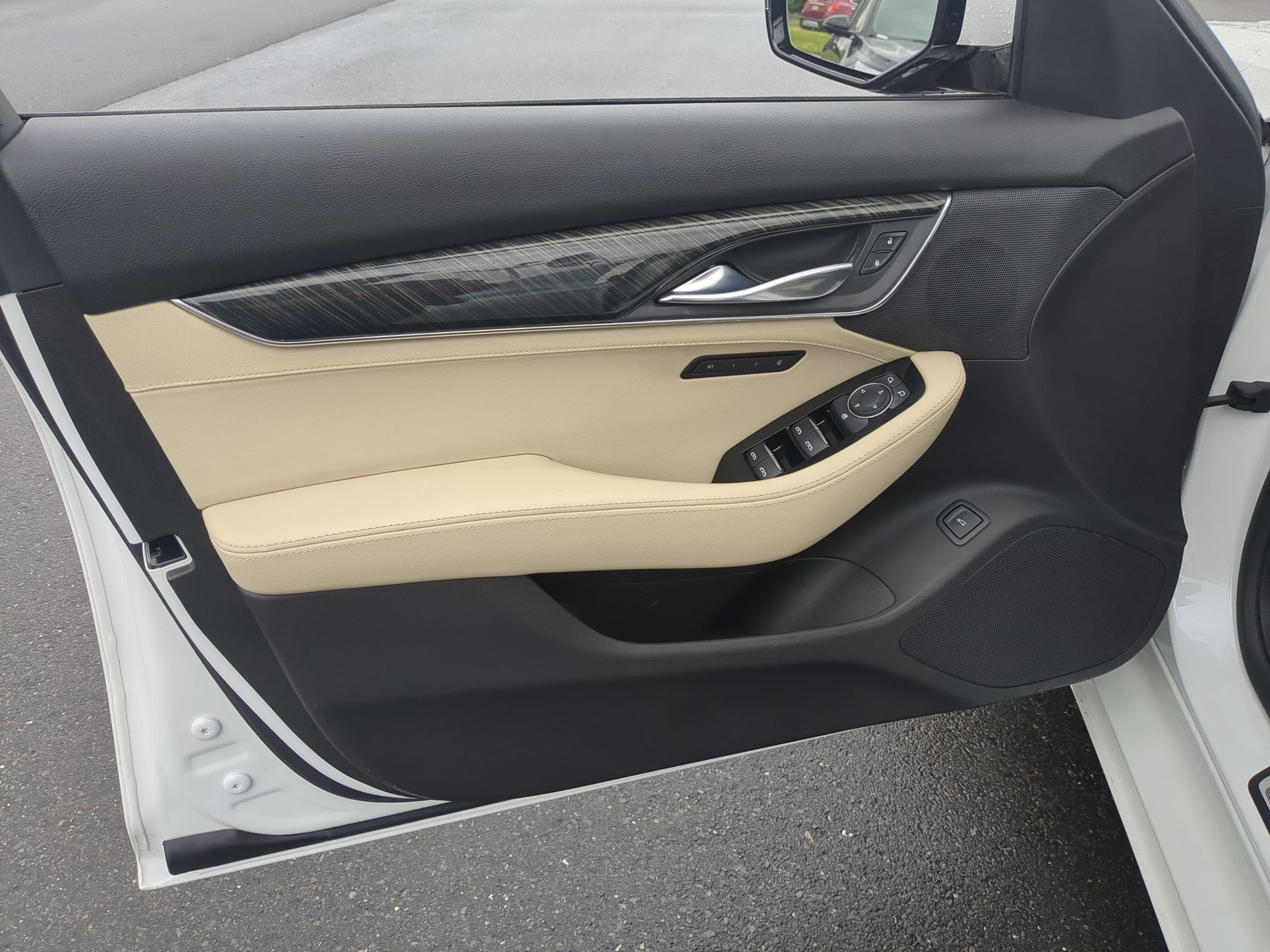 2022 Cadillac CT5 Premium Luxury