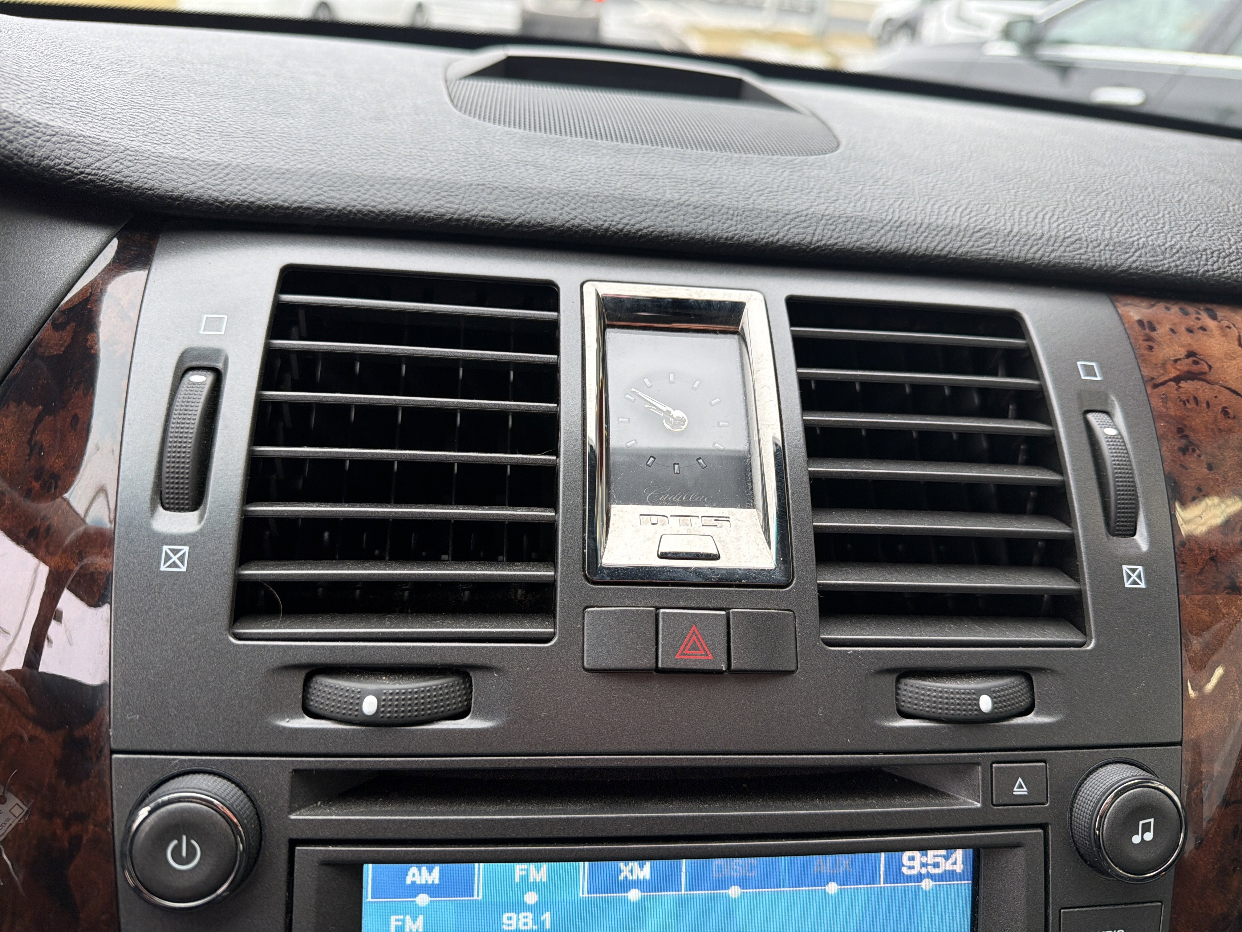 2011 Cadillac DTS Premium Collection