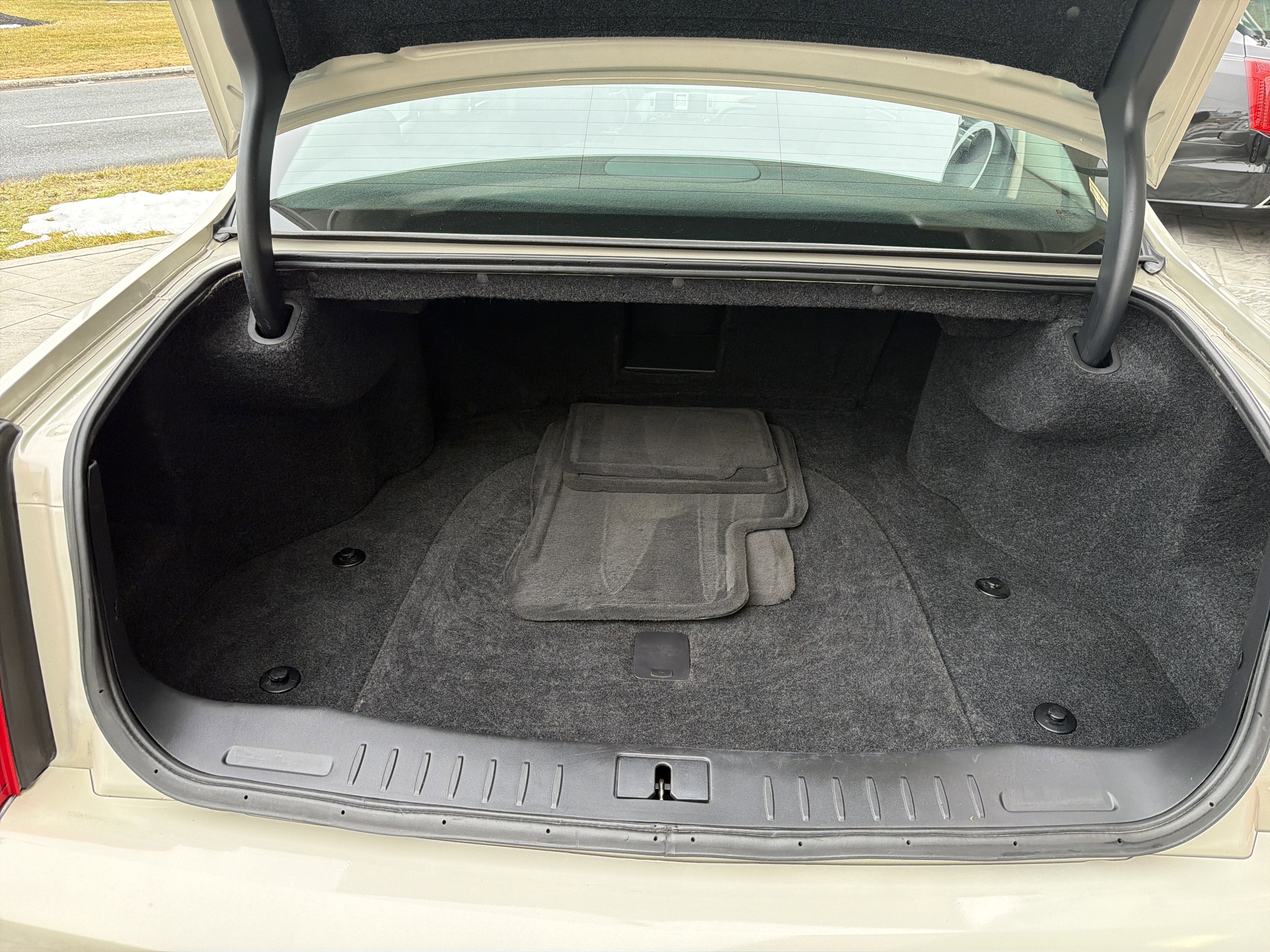 2011 Cadillac DTS Premium Collection