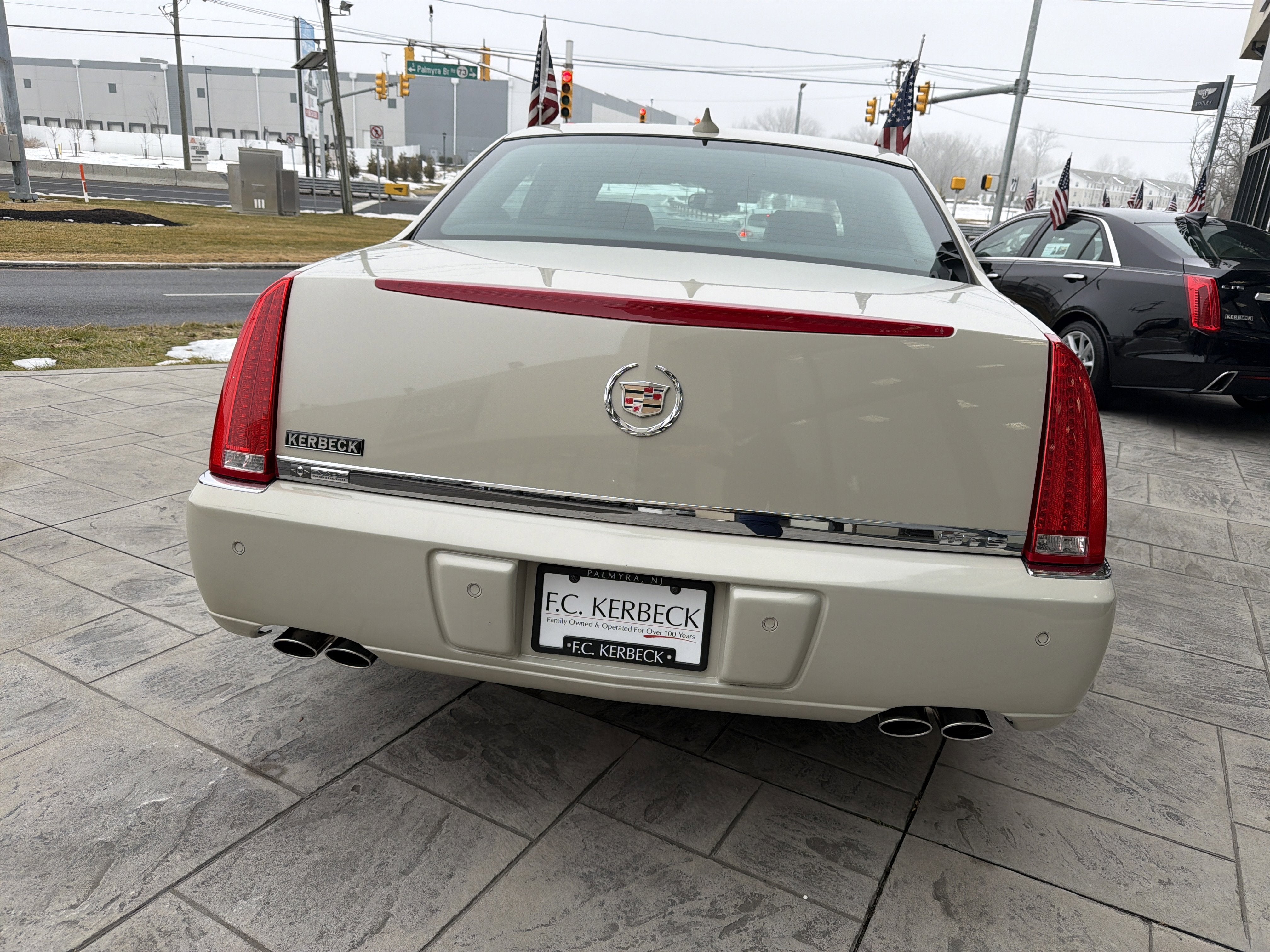 2011 Cadillac DTS Premium Collection