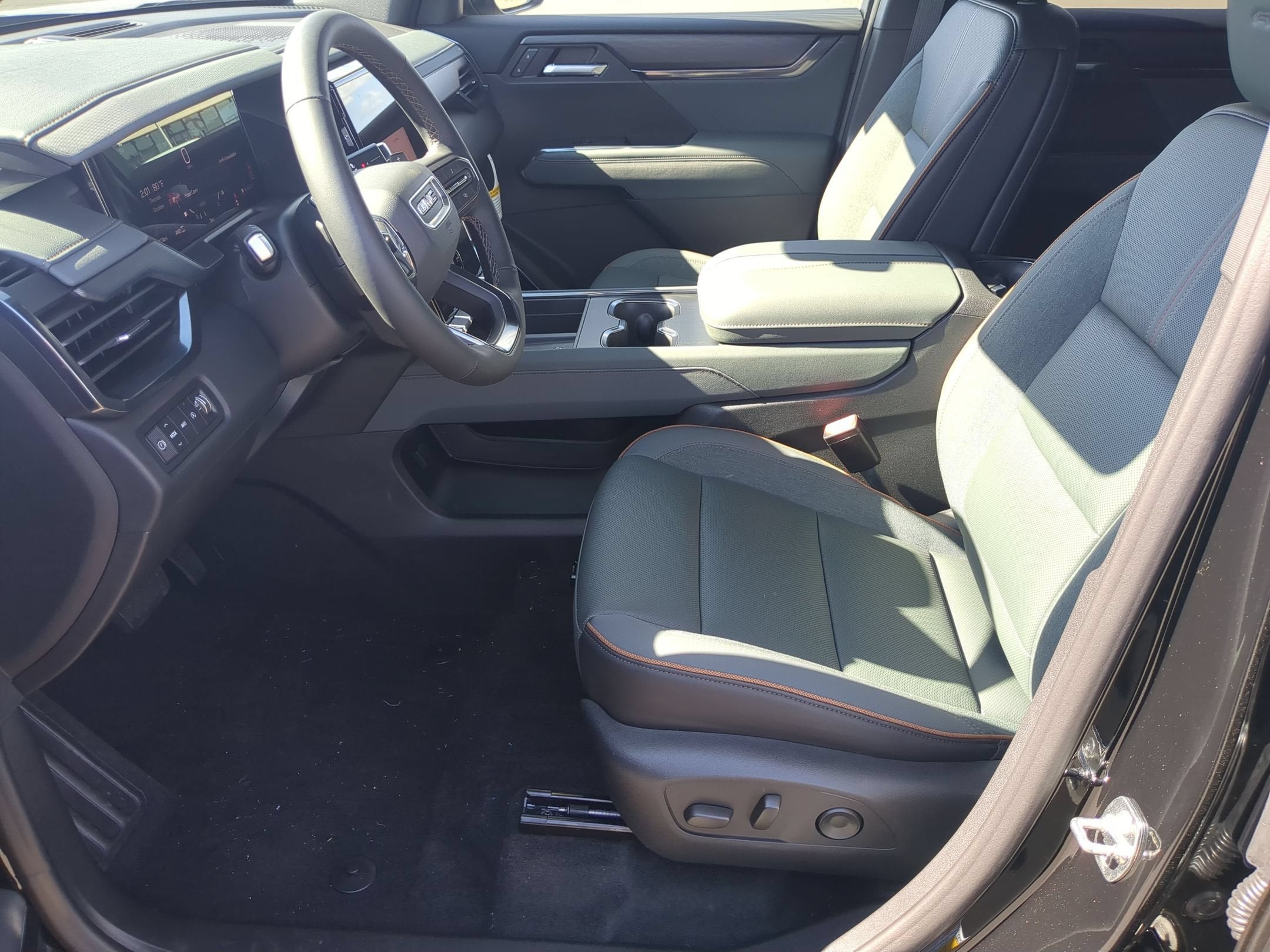 2027 GMC Acadia AT4
