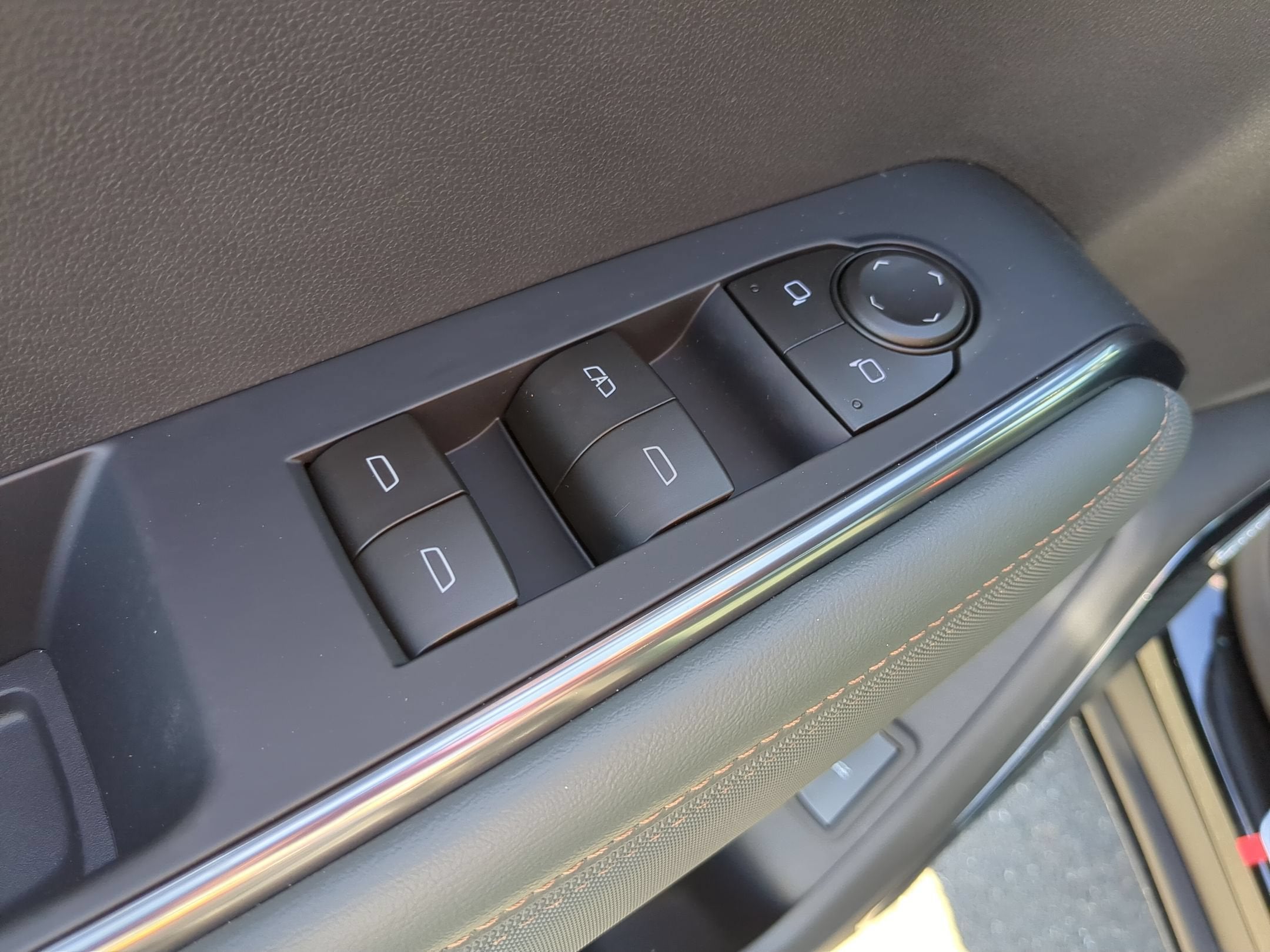 2027 GMC Acadia AT4