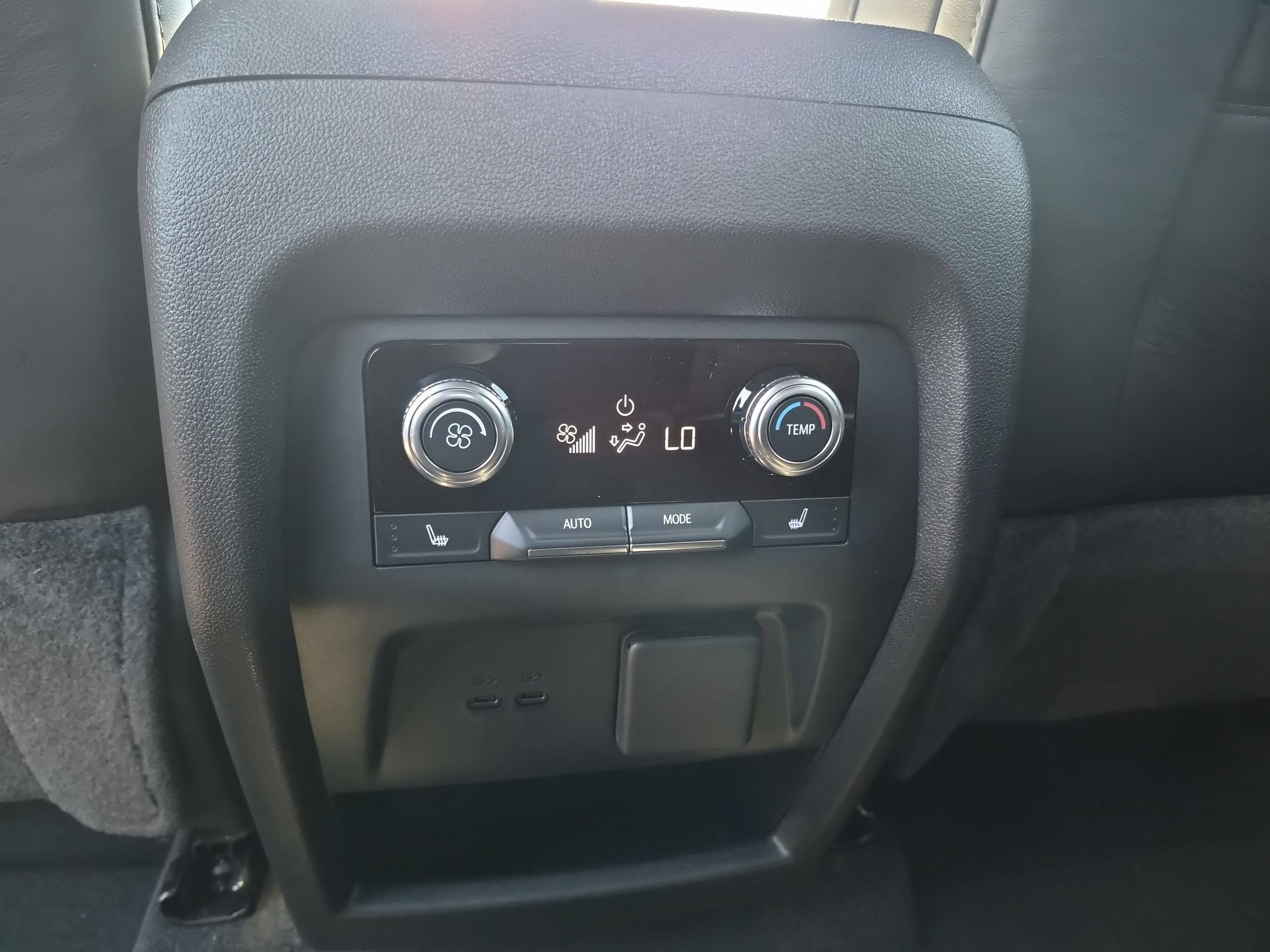 2027 GMC Acadia Denali Ultimate