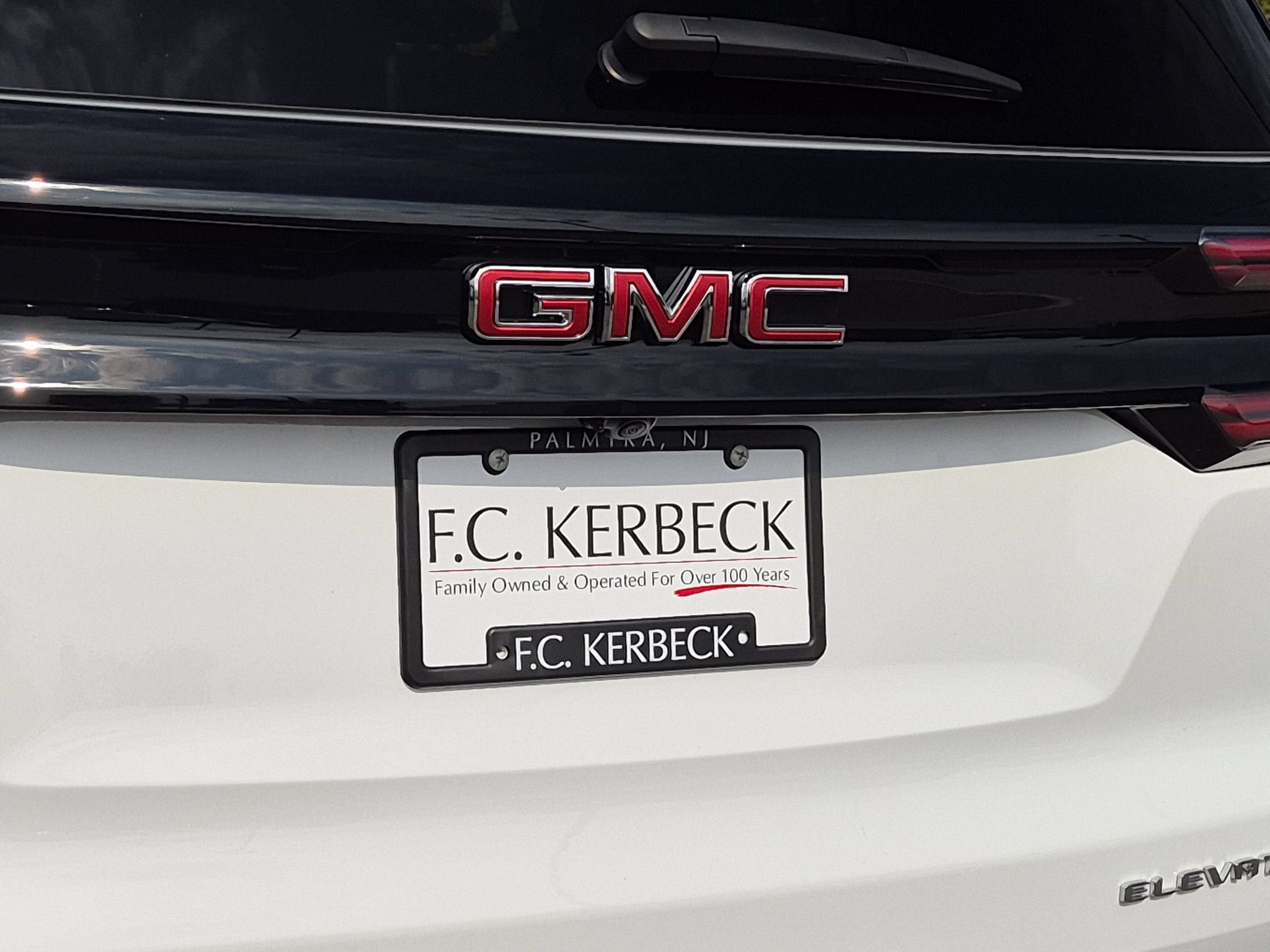 2027 GMC Acadia Elevation