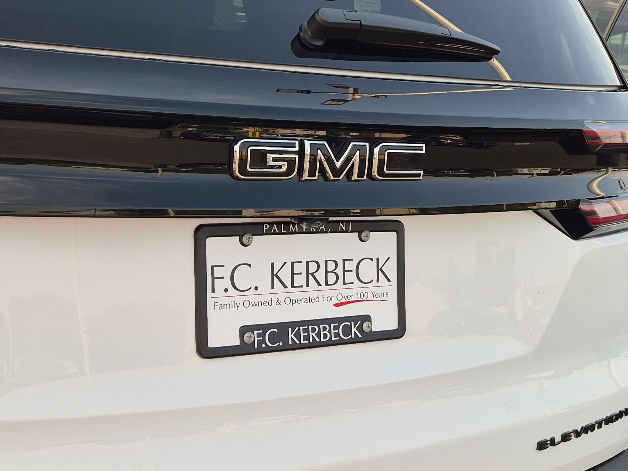 2027 GMC Acadia Elevation