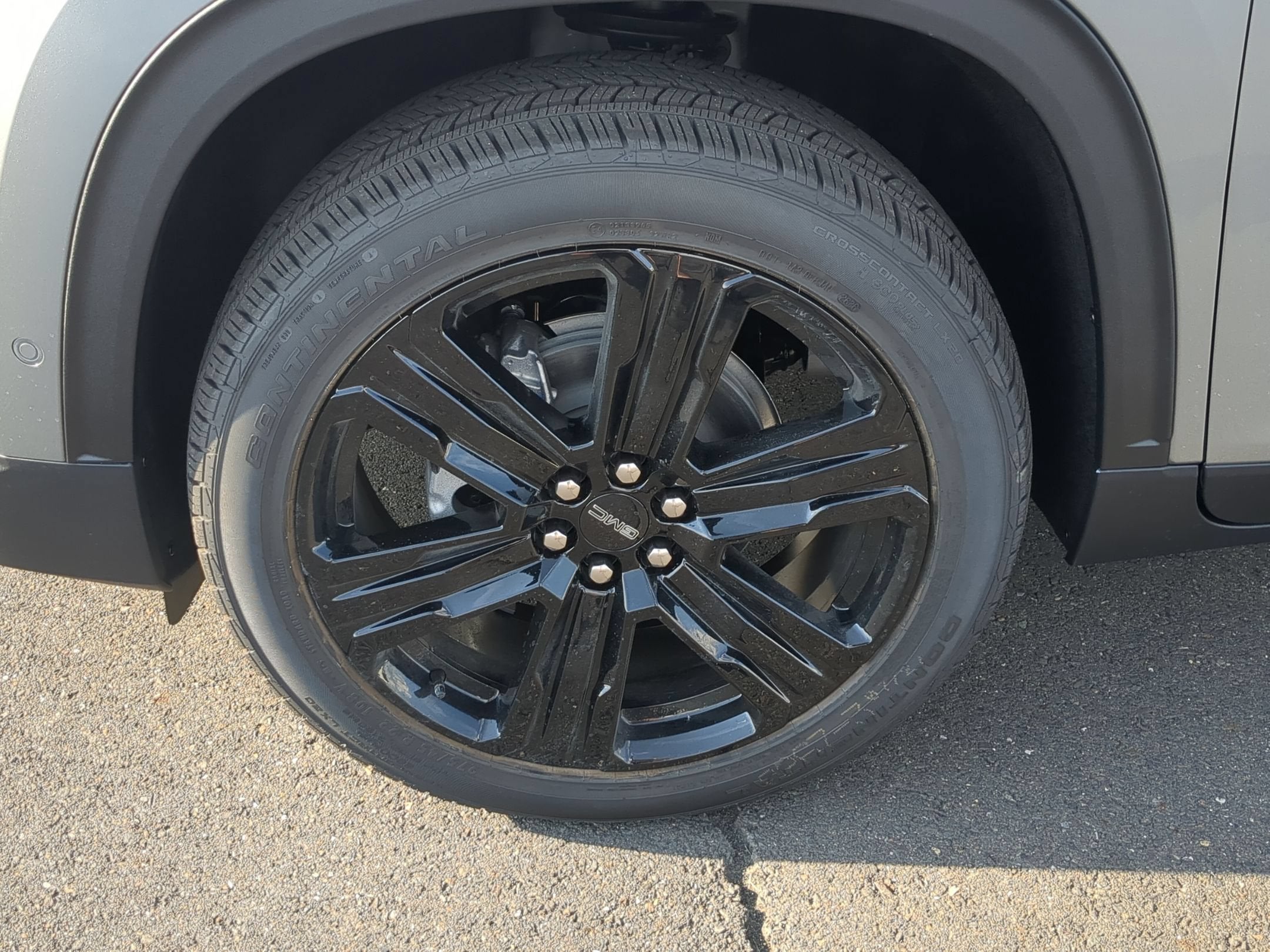 2027 GMC Acadia Elevation