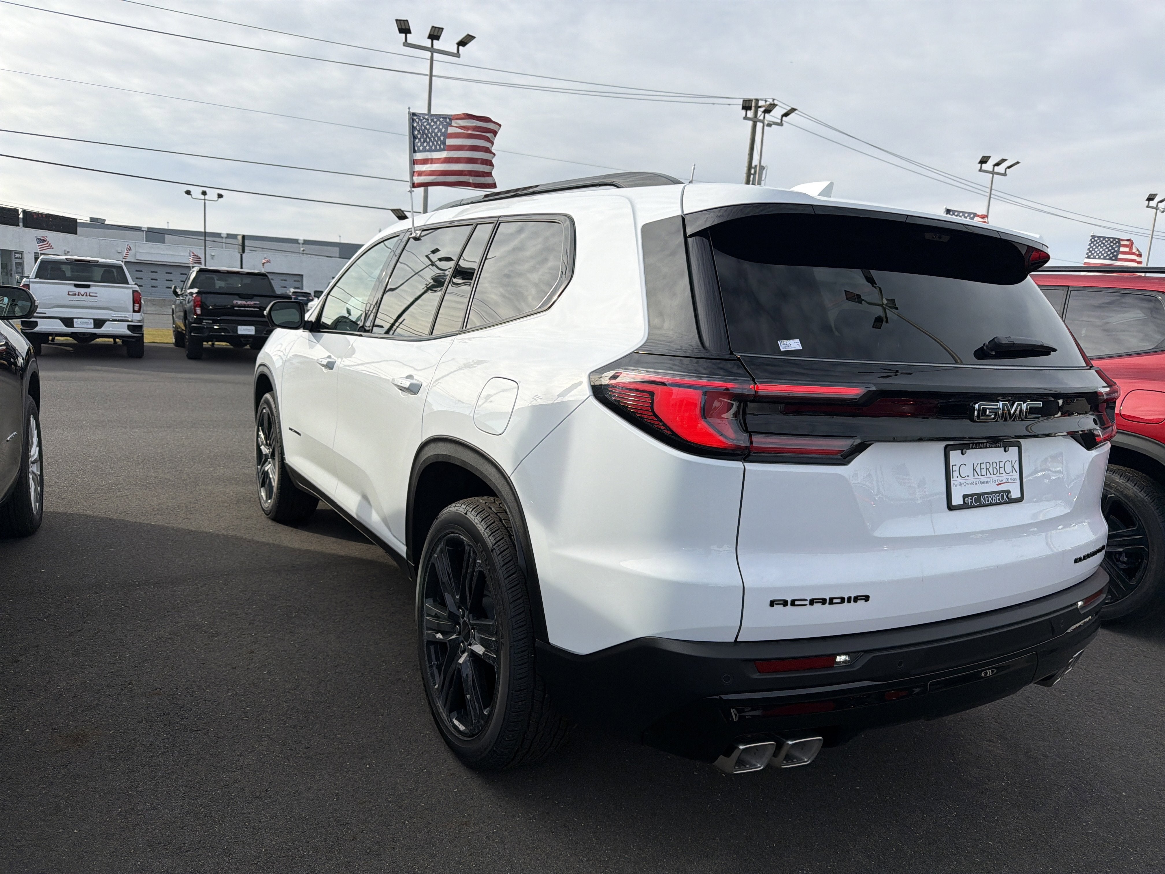 2026 GMC Acadia Elevation