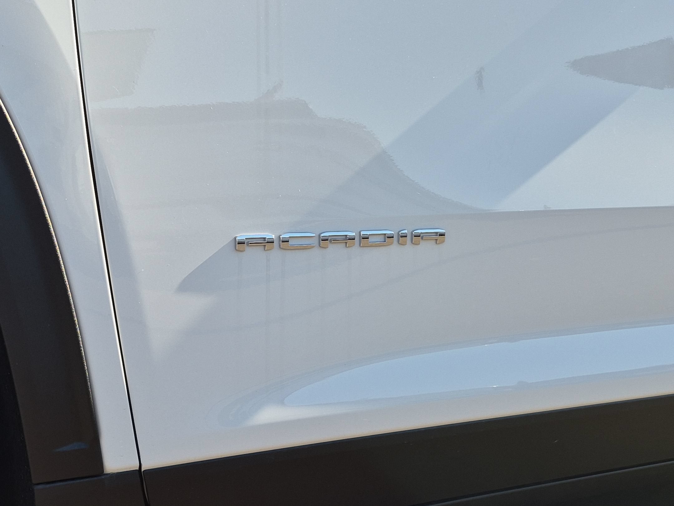 2027 GMC Acadia Elevation