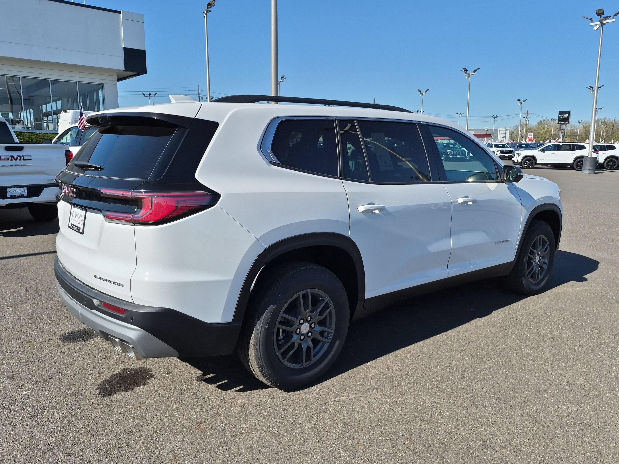 2027 GMC Acadia Elevation