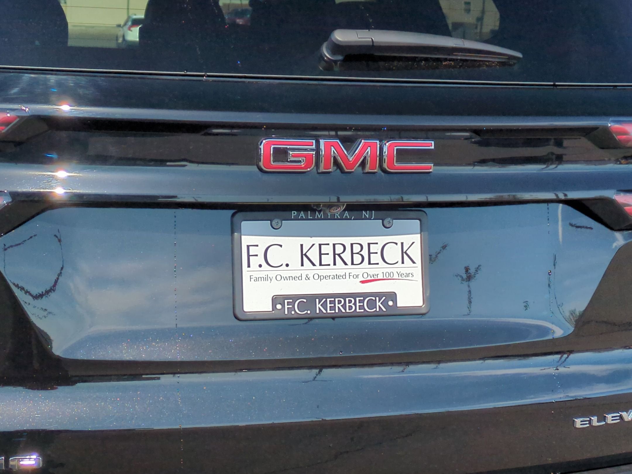 2026 GMC Acadia Elevation