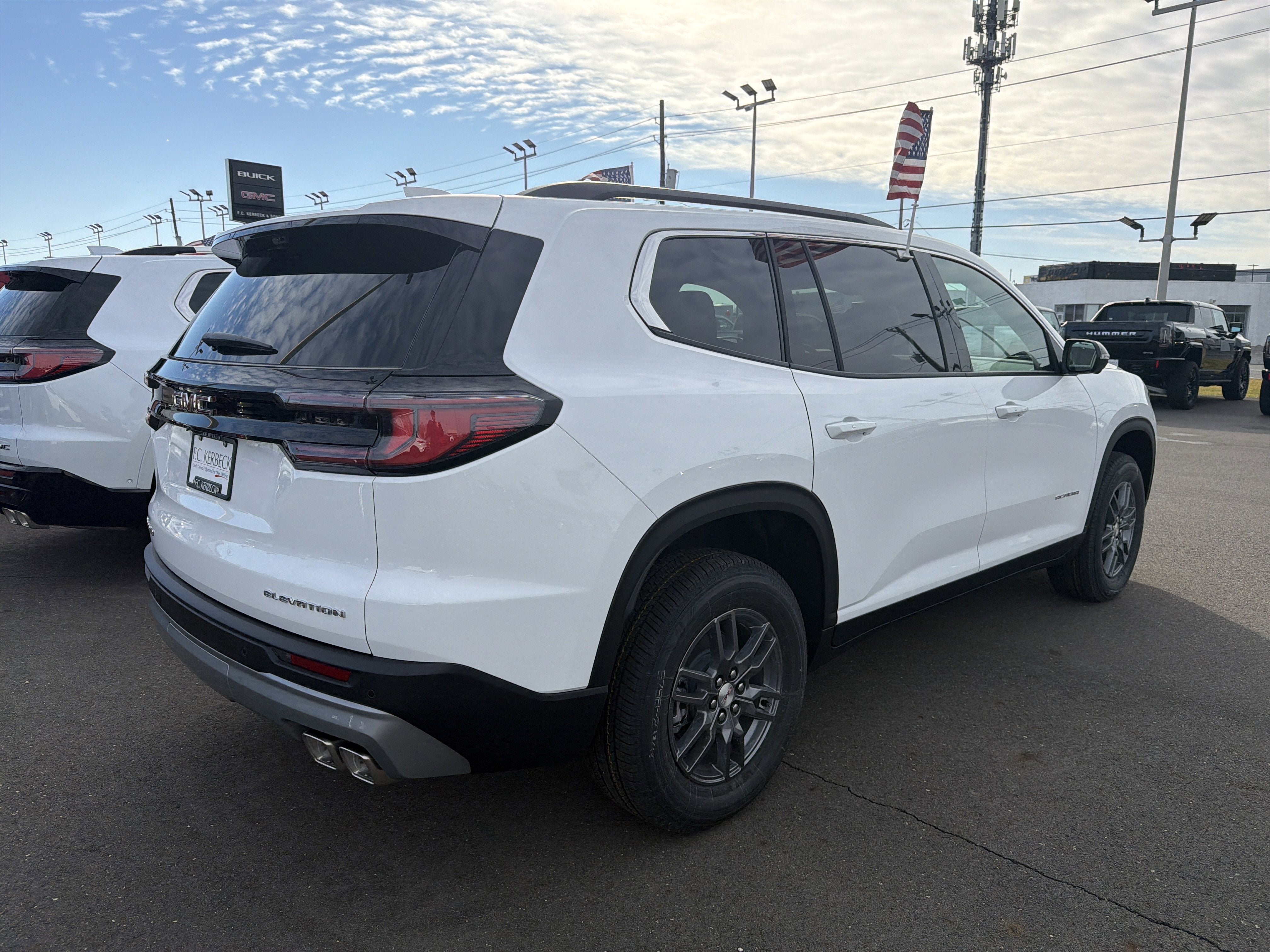 2026 GMC Acadia Elevation