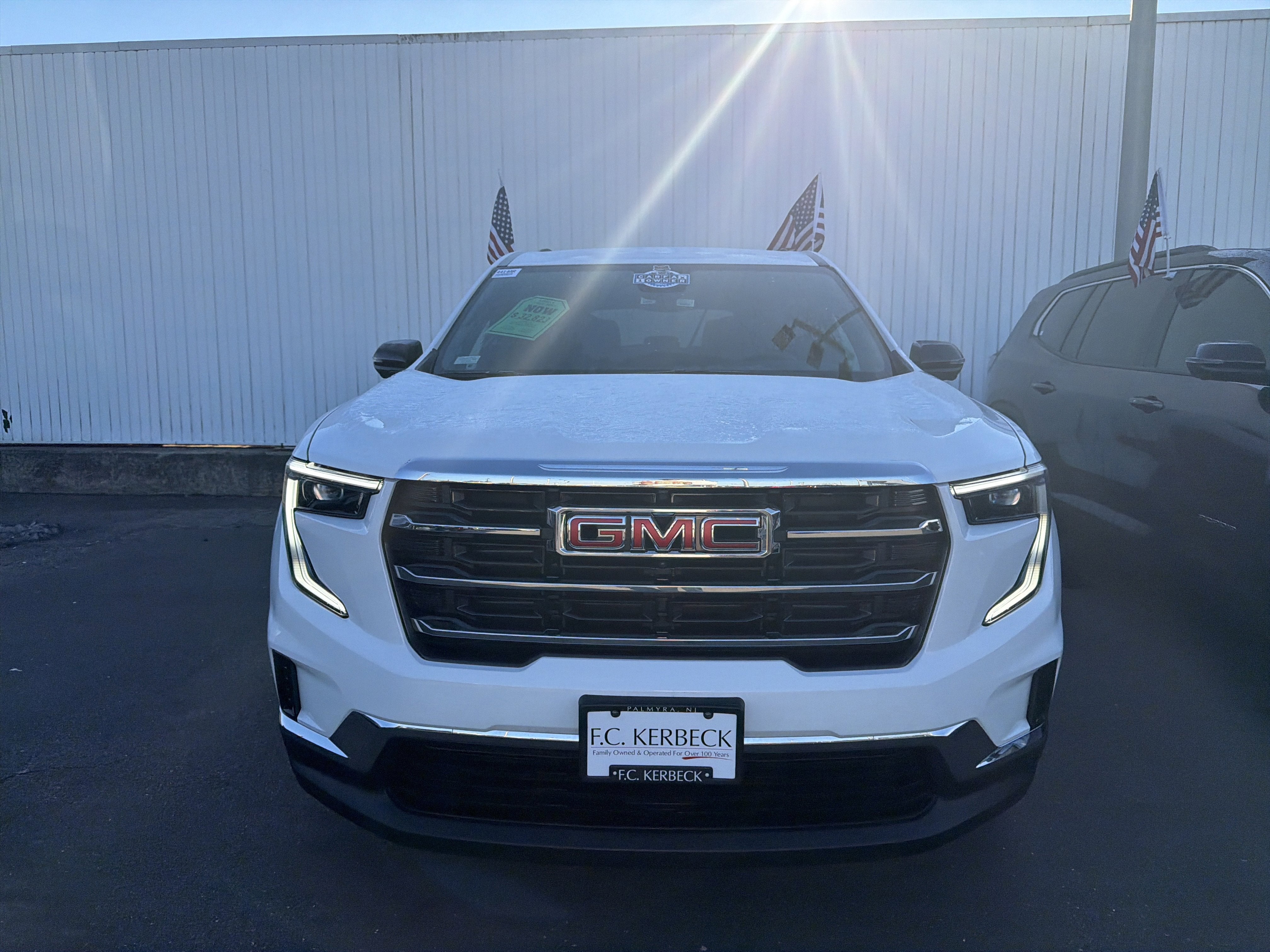 2025 GMC Acadia Elevation