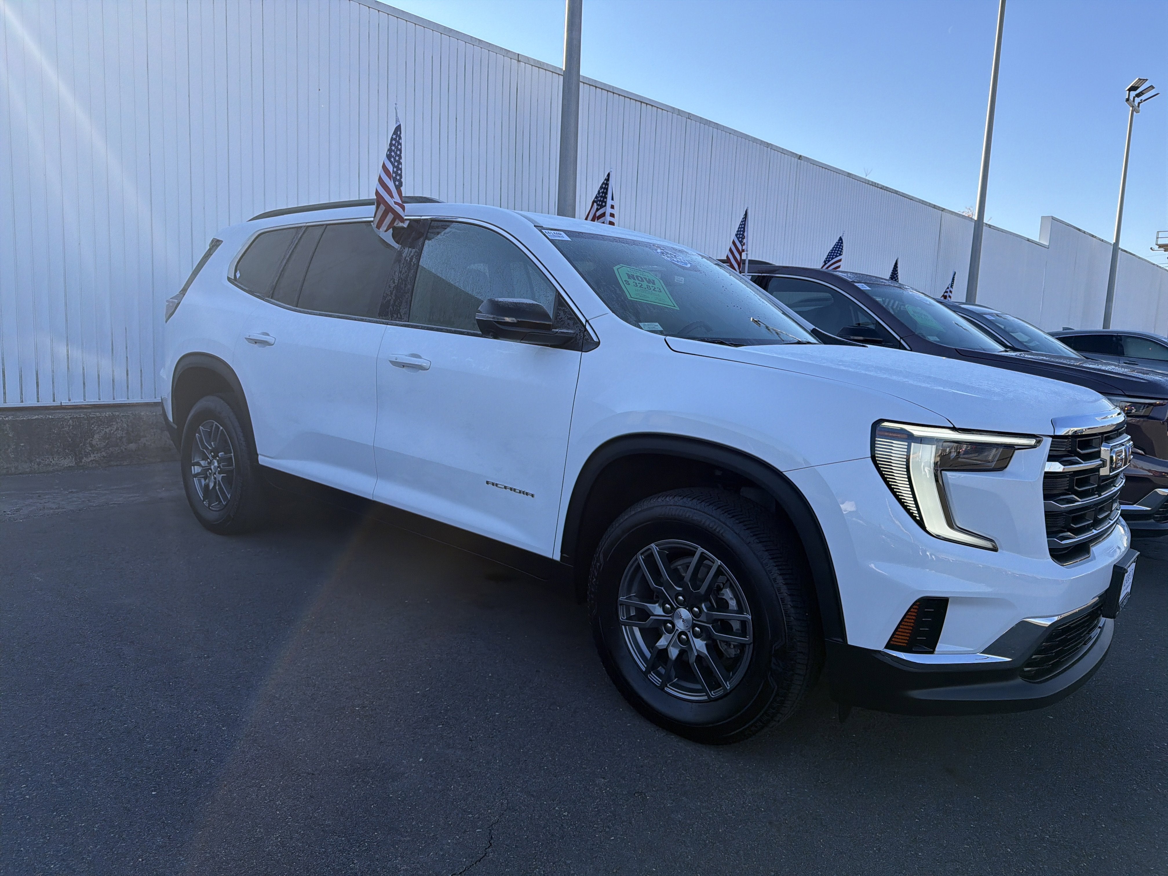 2025 GMC Acadia Elevation