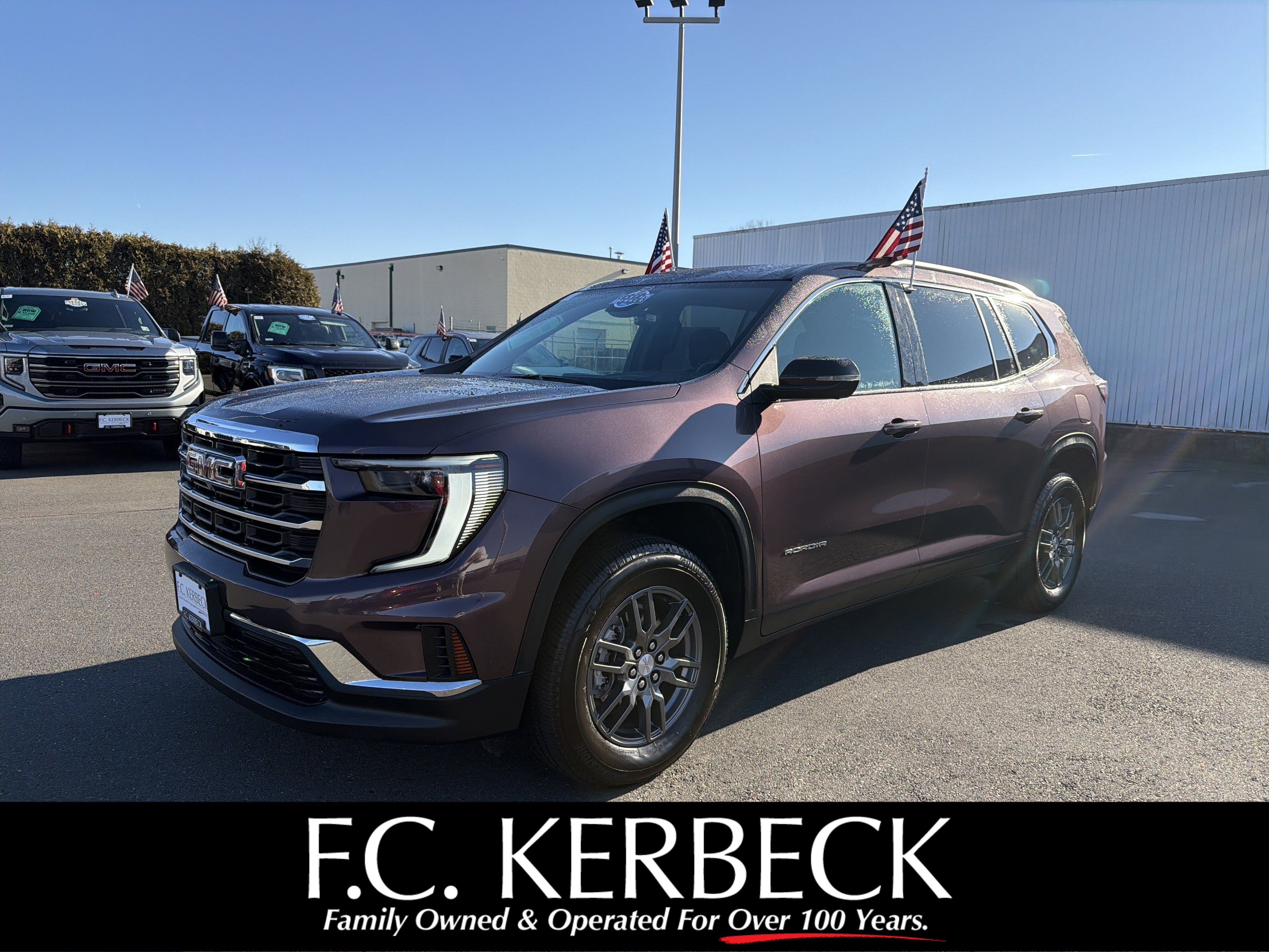 2025 GMC Acadia Elevation