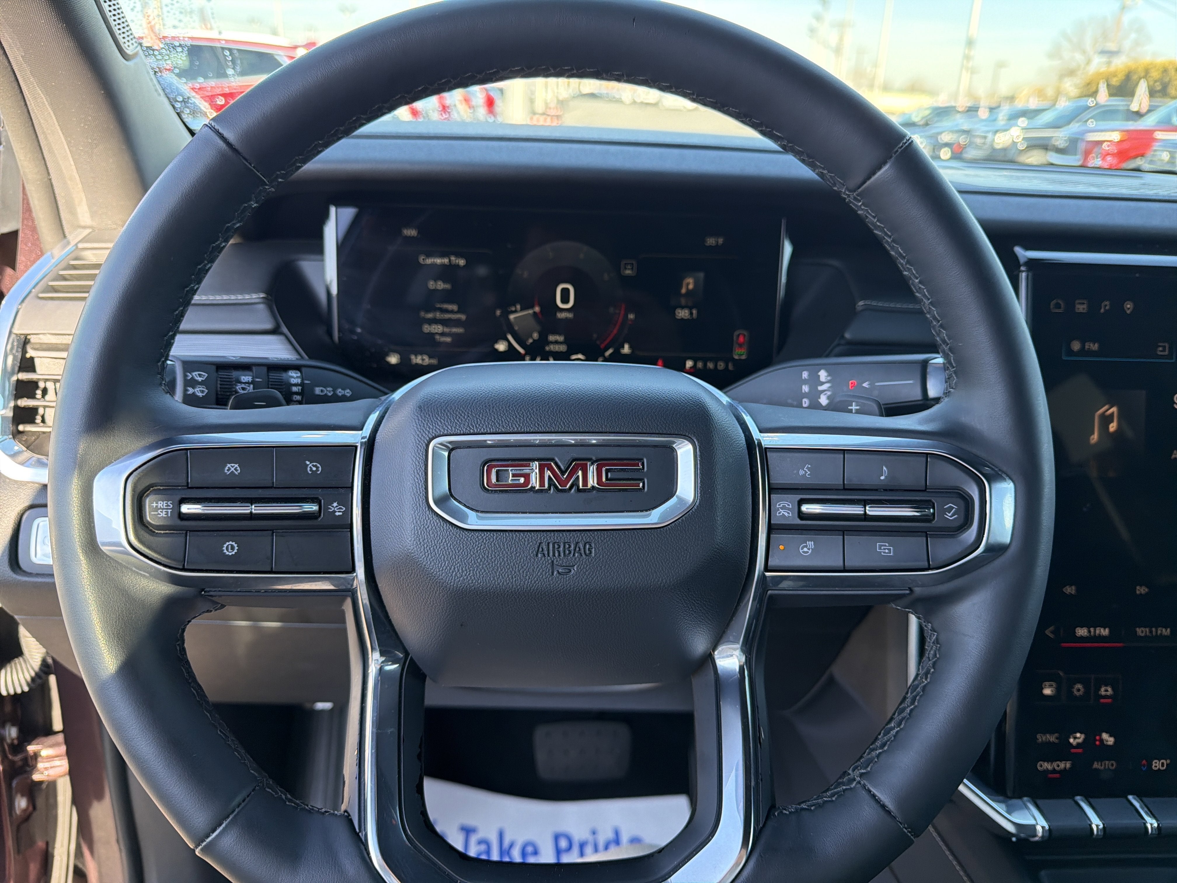 2025 GMC Acadia Elevation