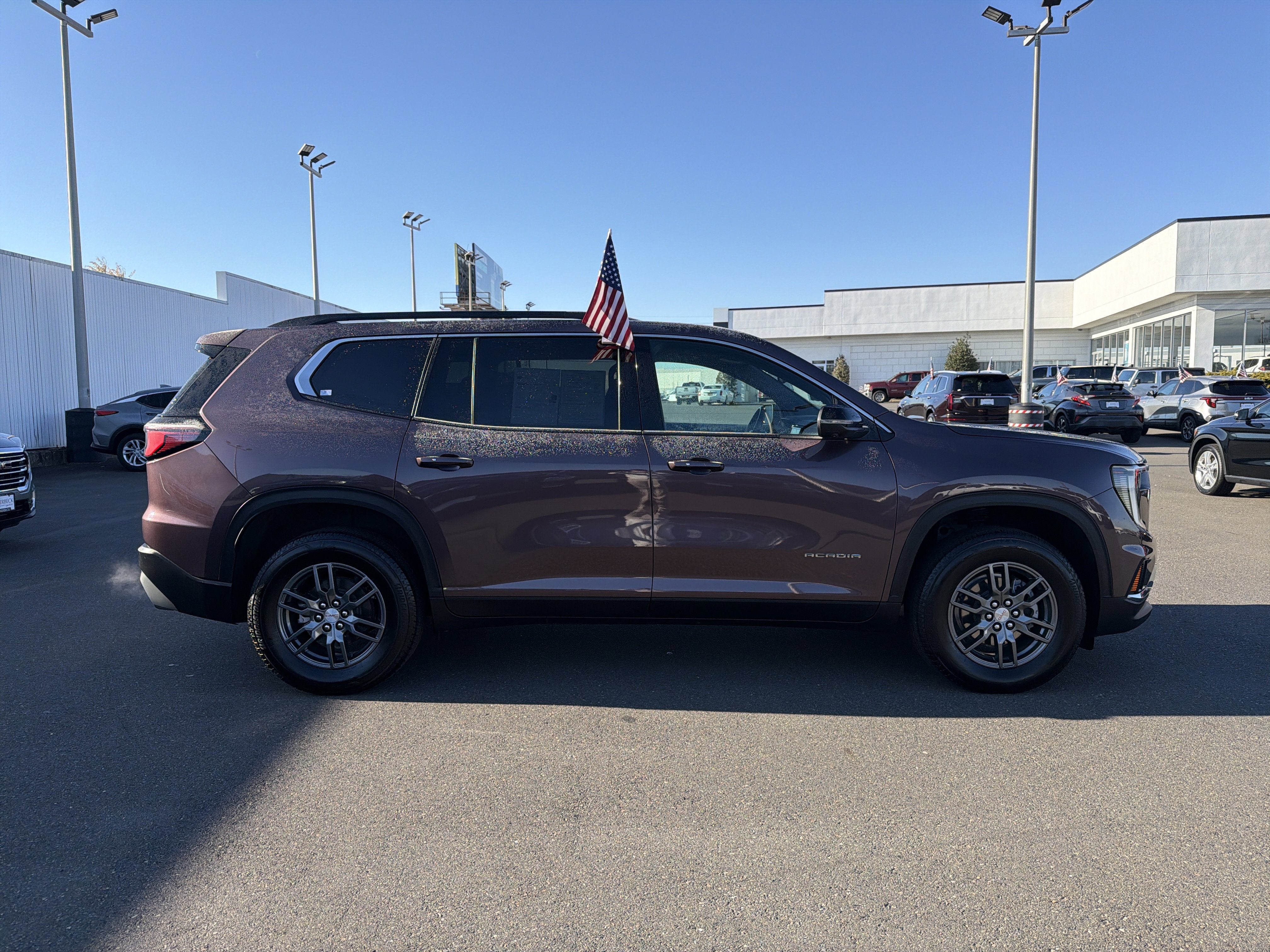 2025 GMC Acadia Elevation