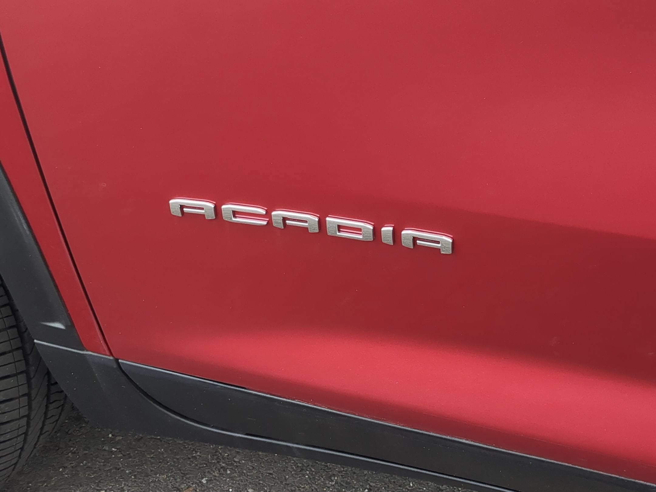 2025 GMC Acadia Elevation