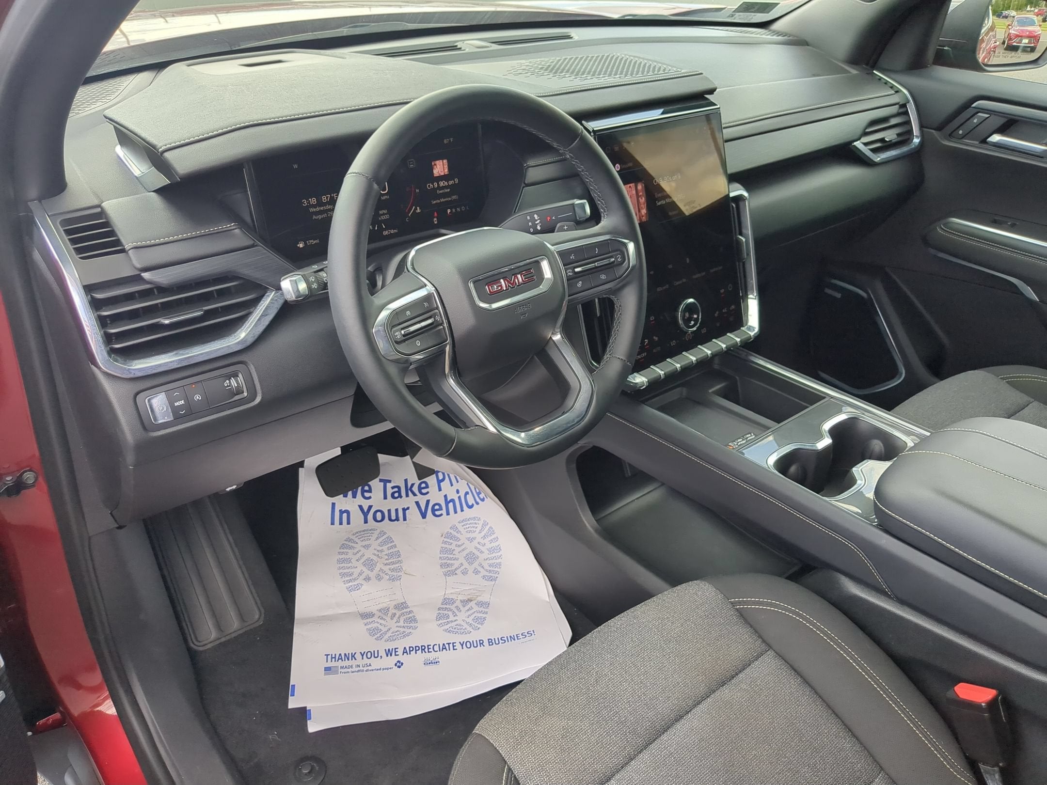 2025 GMC Acadia Elevation