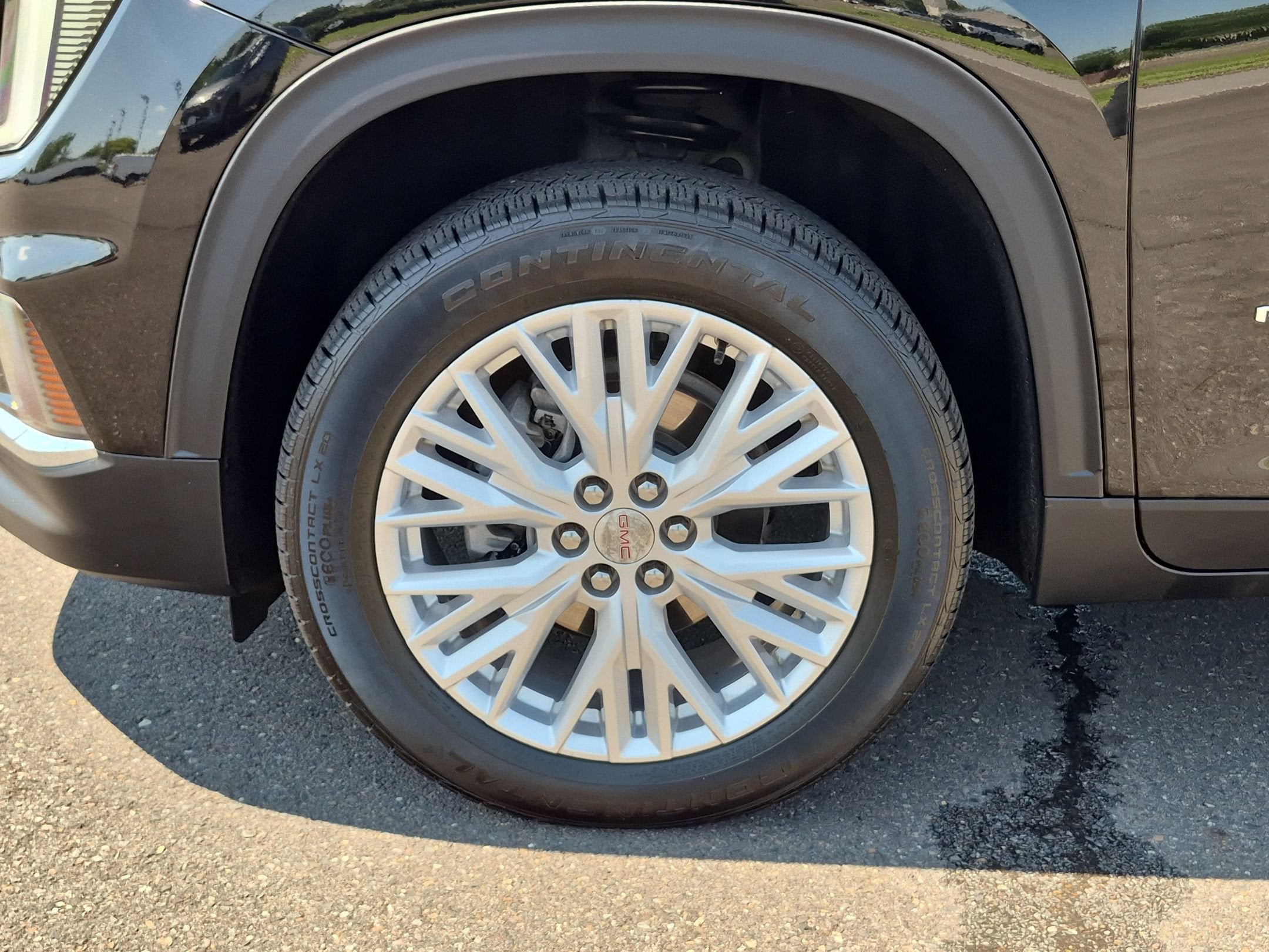 2024 GMC Acadia Elevation