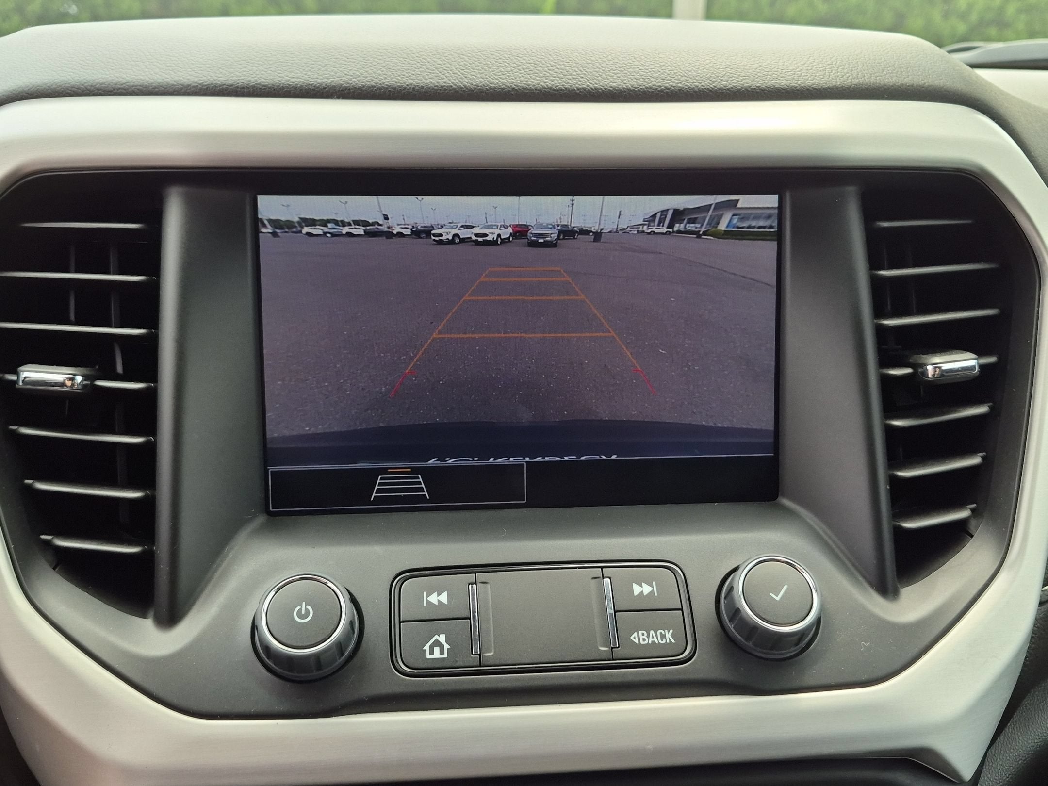 2023 GMC Acadia SLE