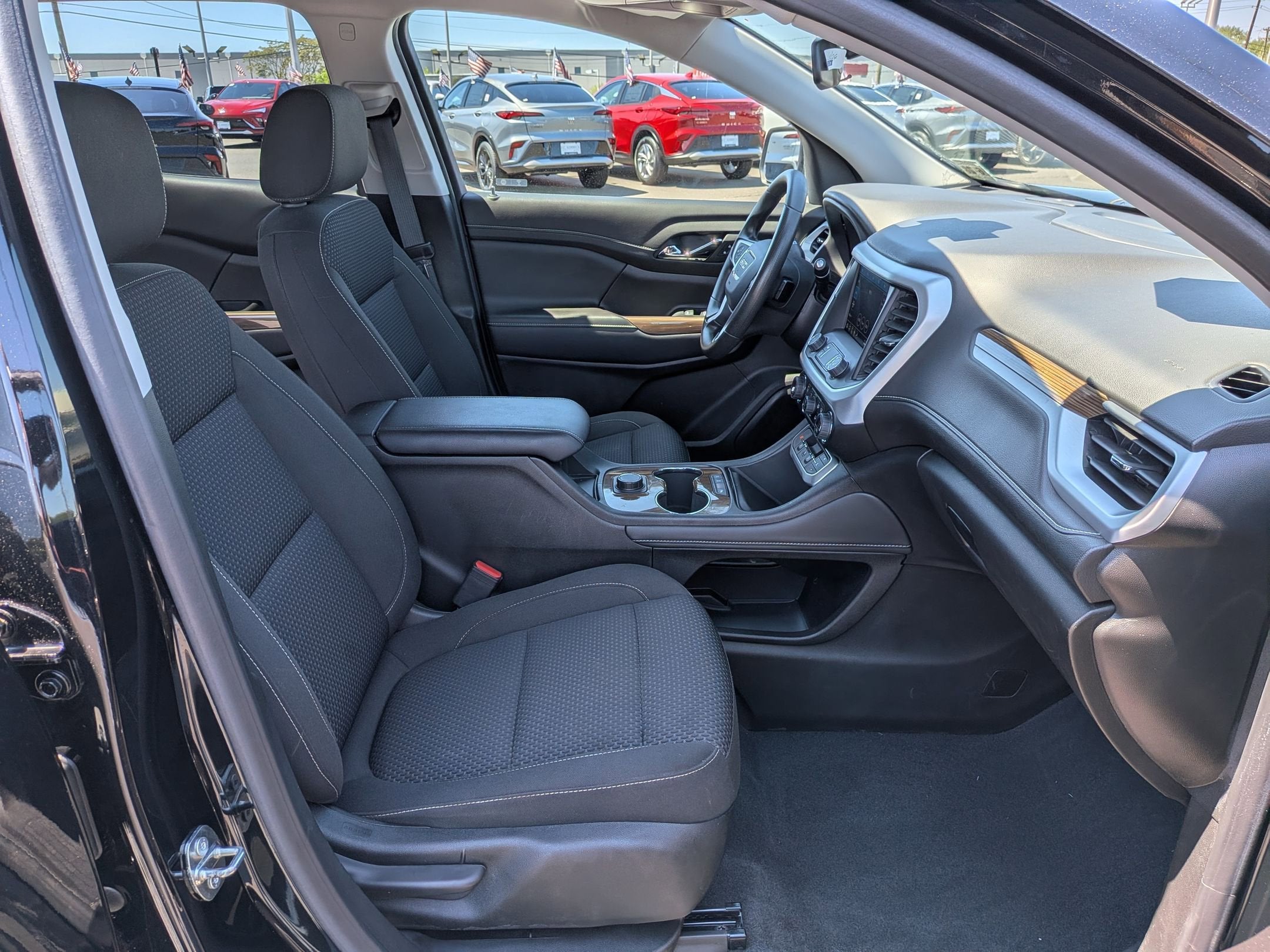2023 GMC Acadia SLE