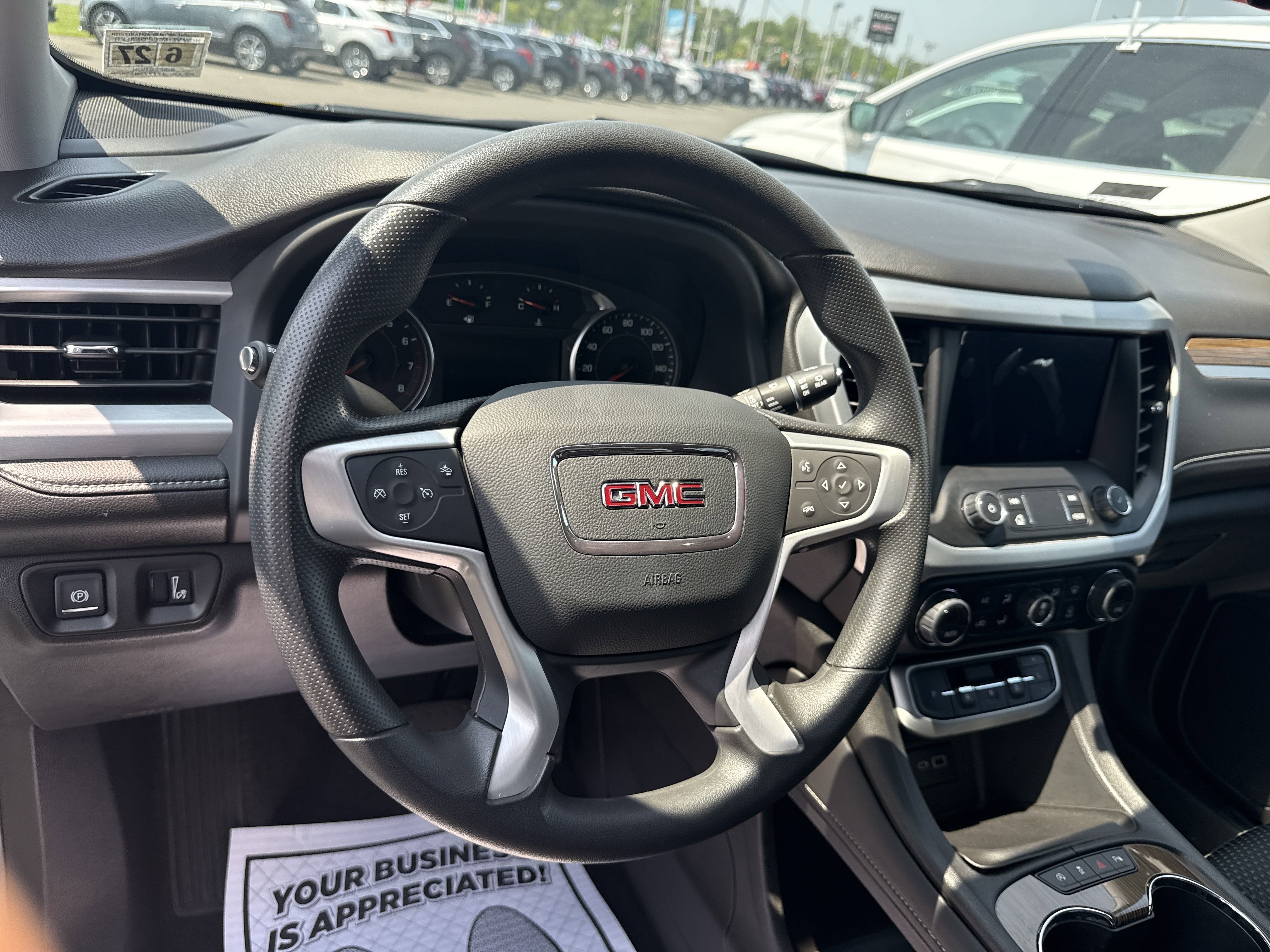 2022 GMC Acadia SLE