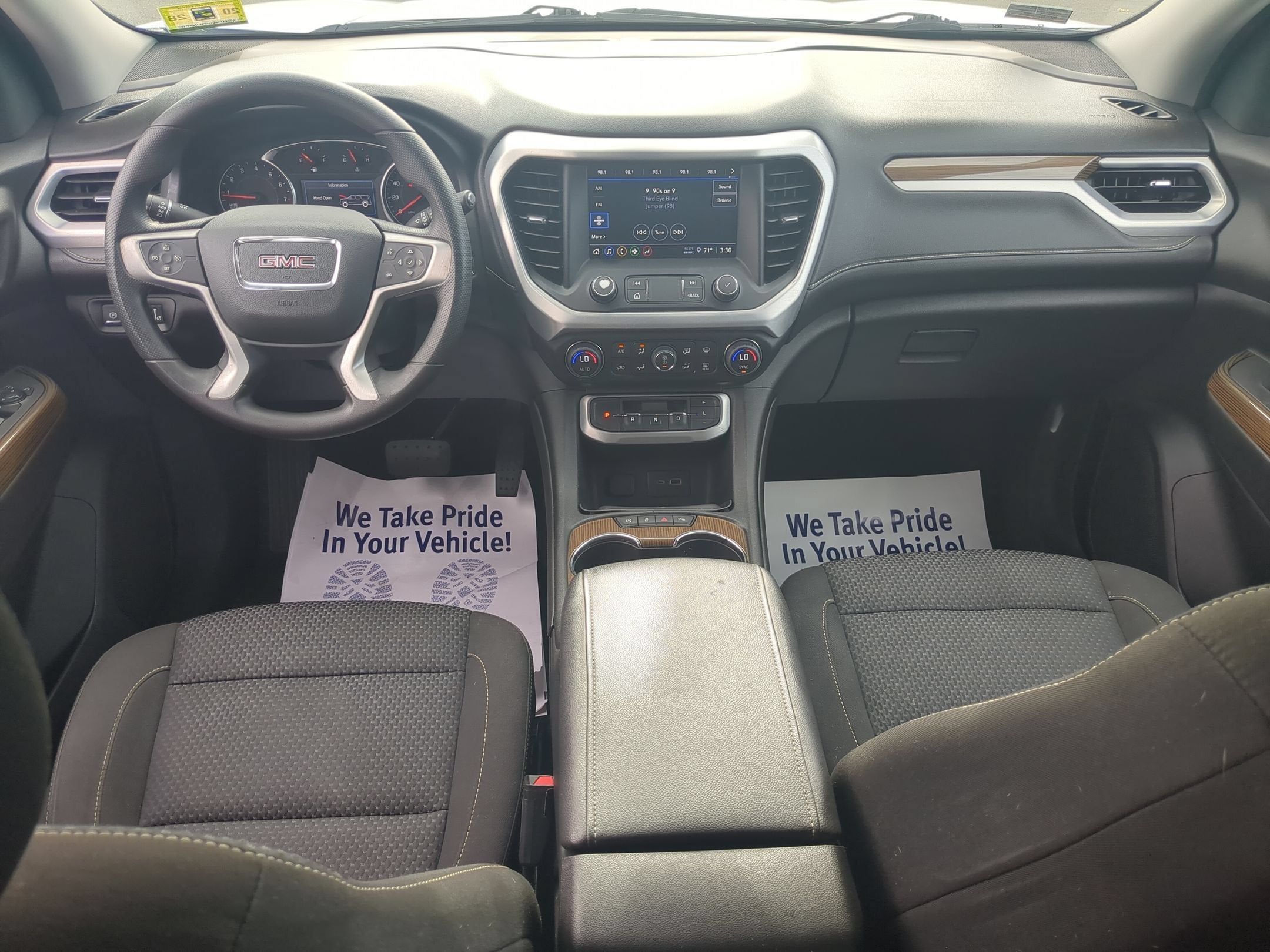 2021 GMC Acadia SLE - Photo 18