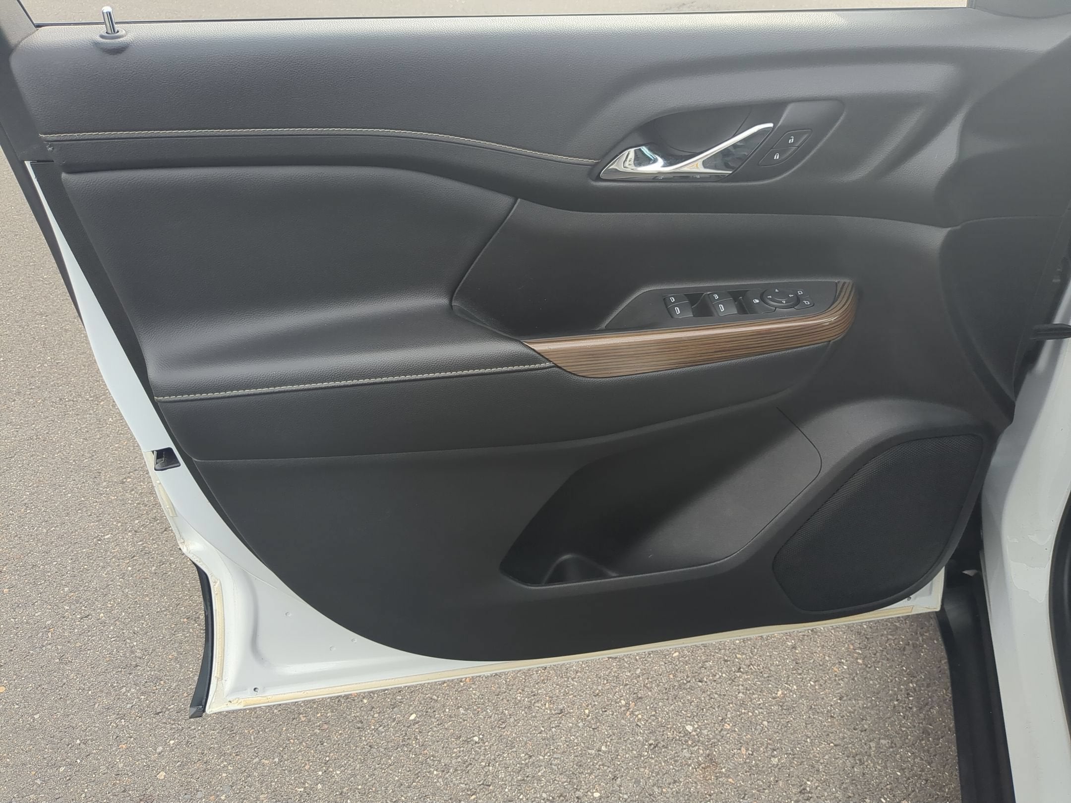 2021 GMC Acadia SLE - Photo 20