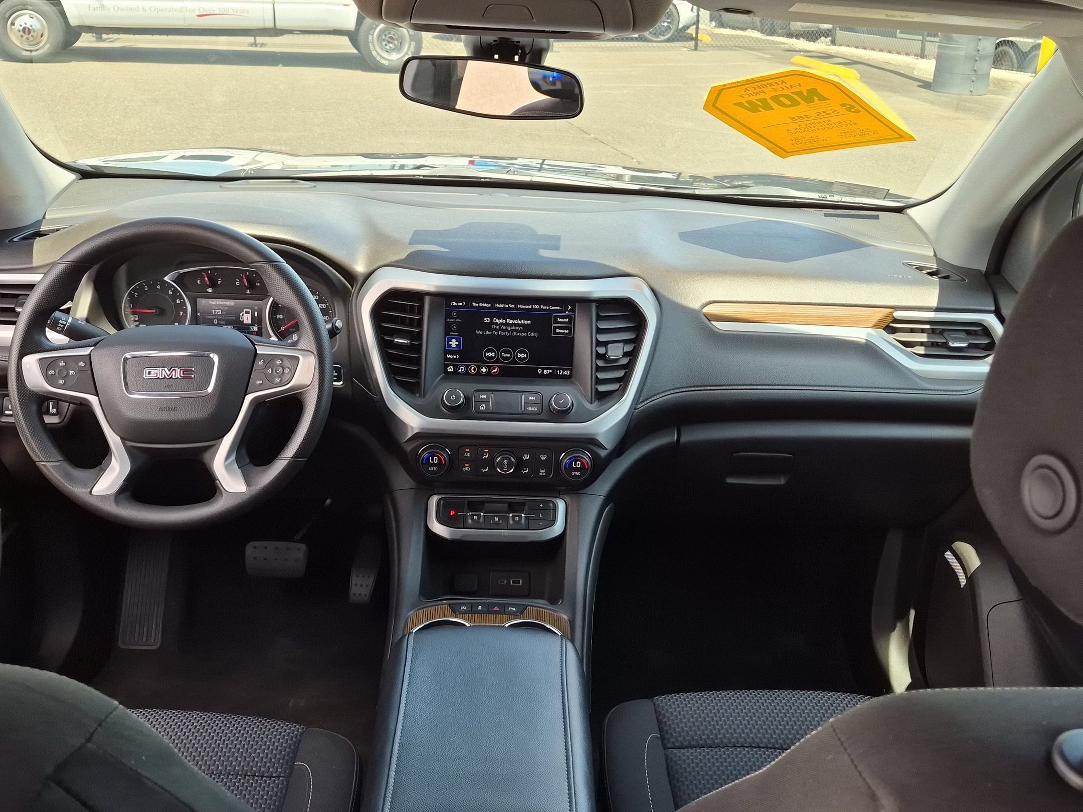 2021 GMC Acadia SLE