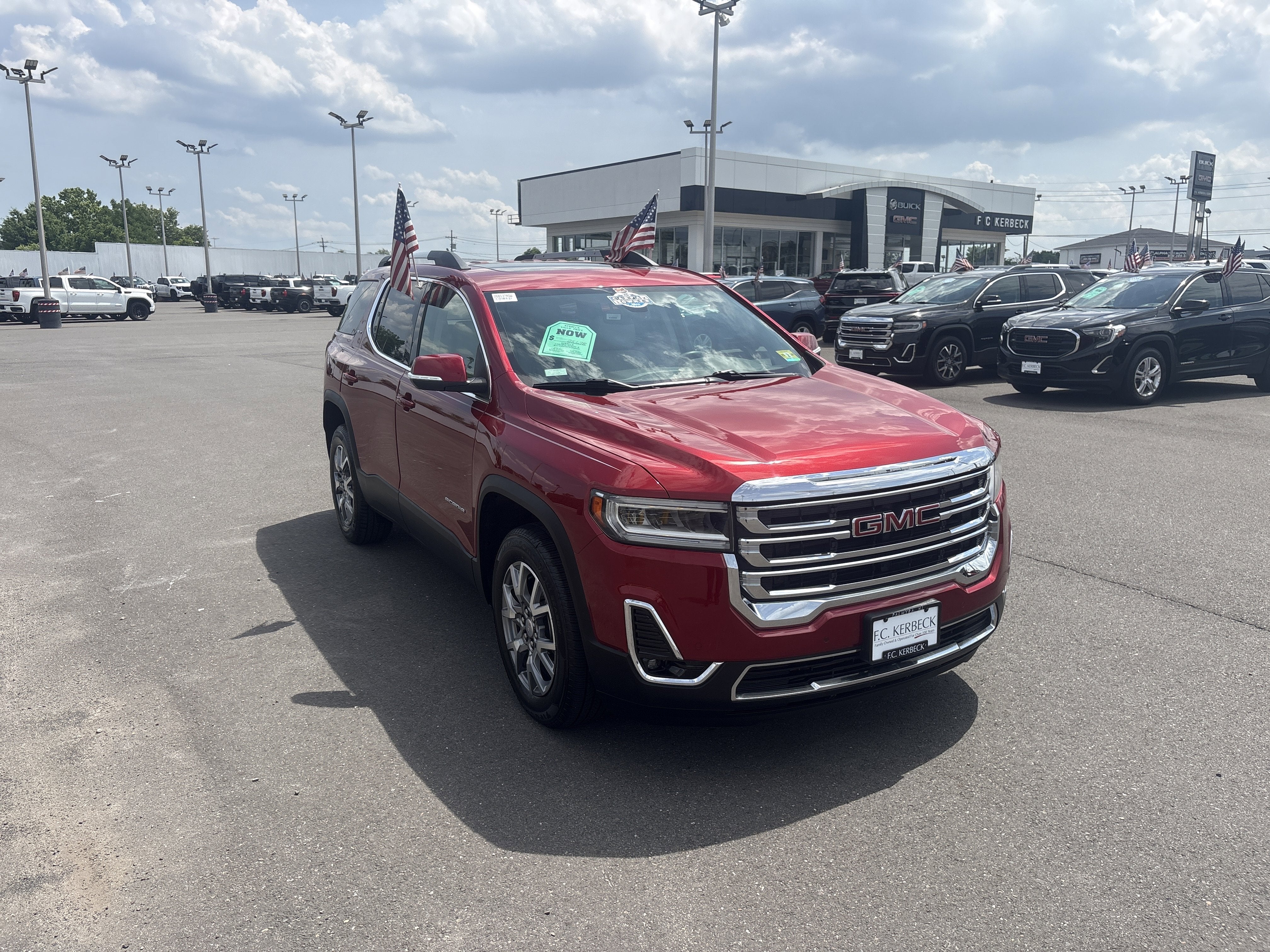 2021 GMC Acadia SLT