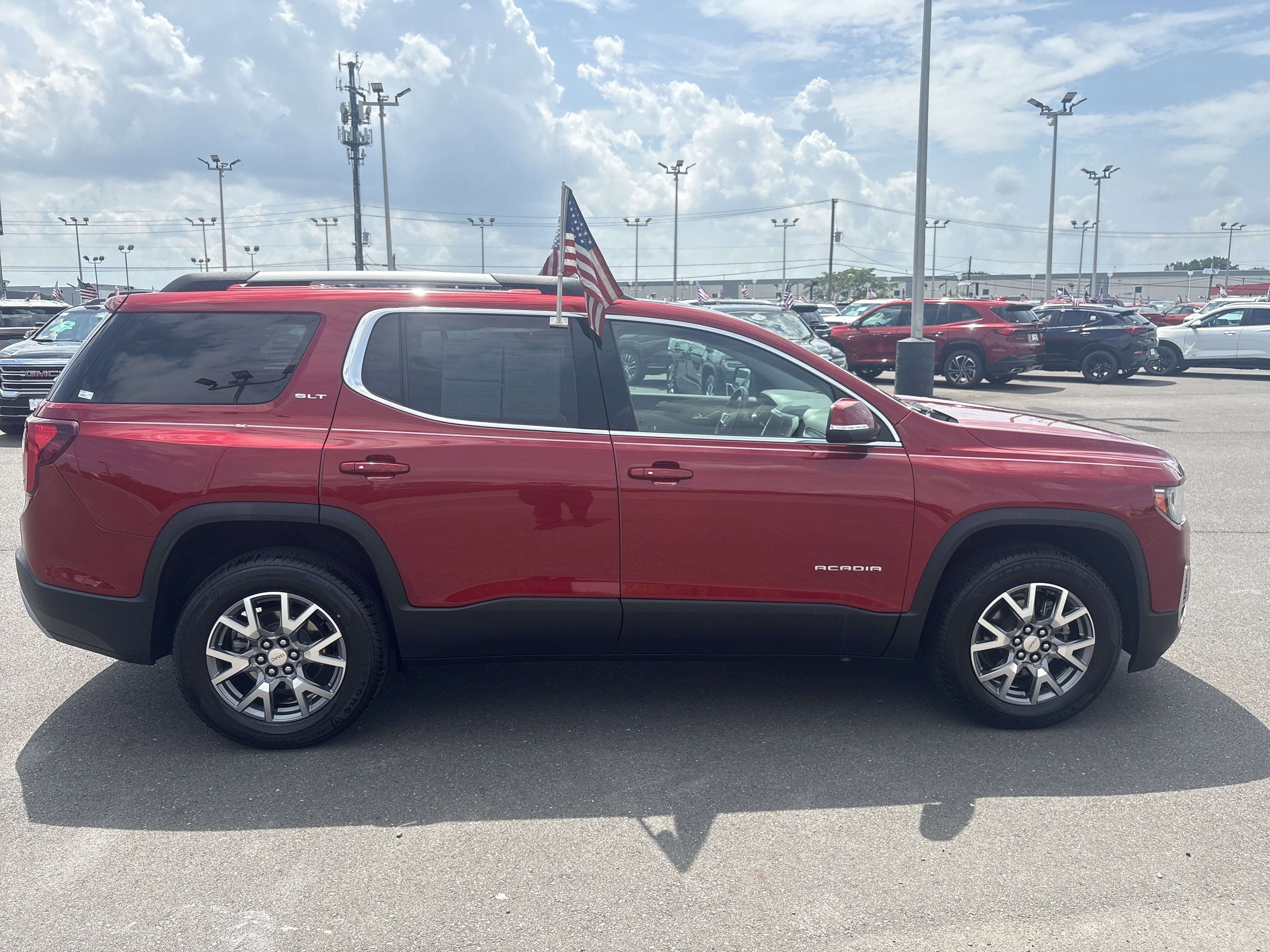 2021 GMC Acadia SLT