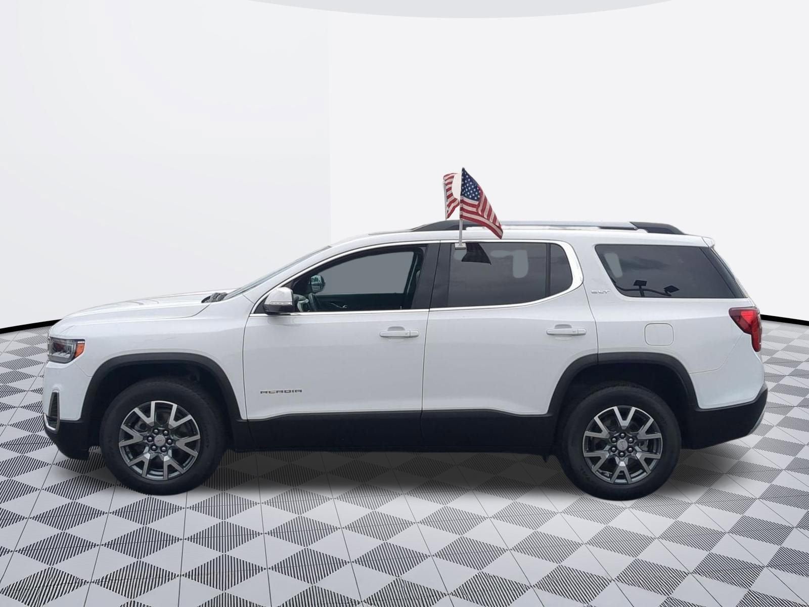 2023 GMC Acadia SLT
