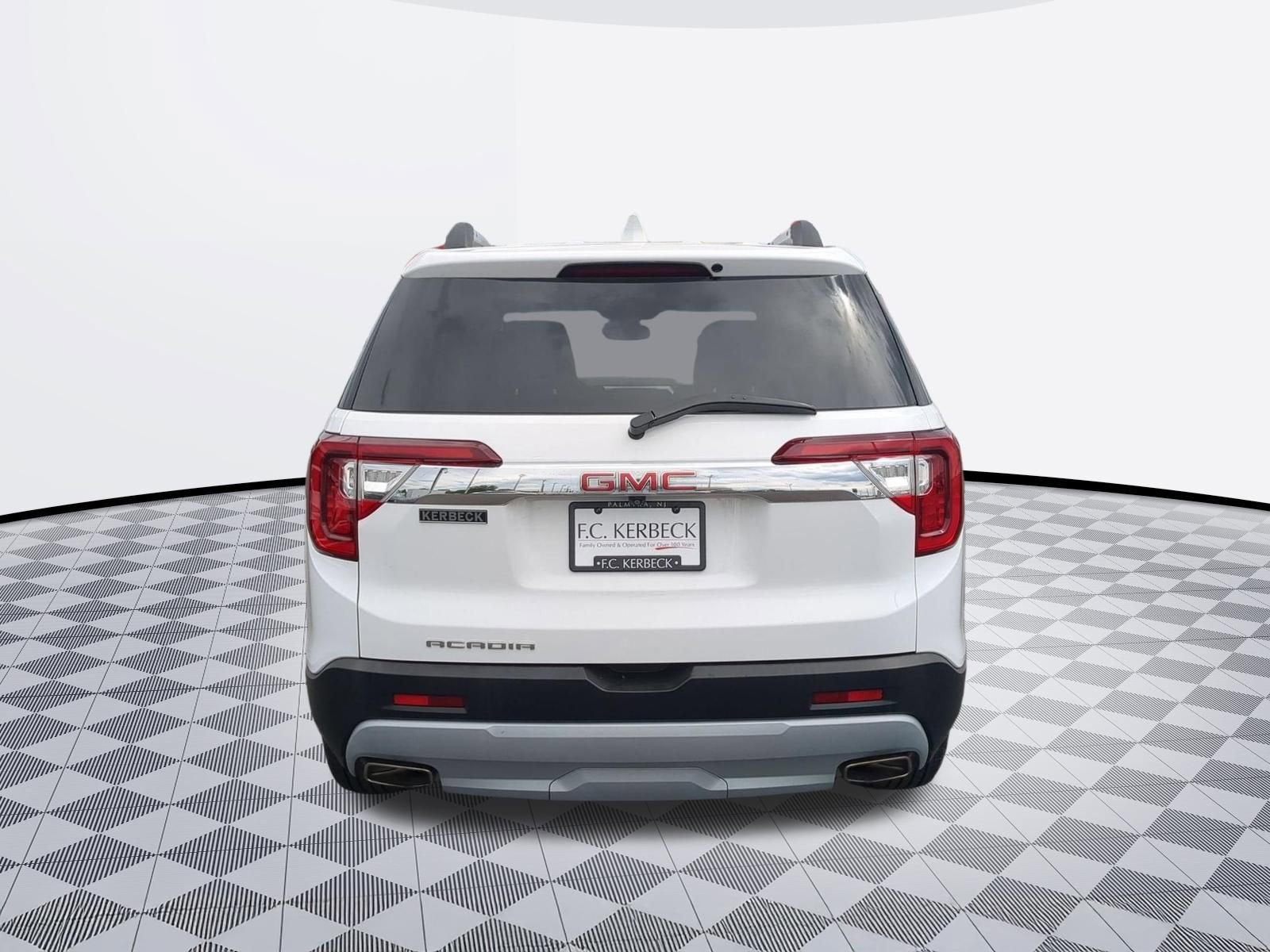2023 GMC Acadia SLT
