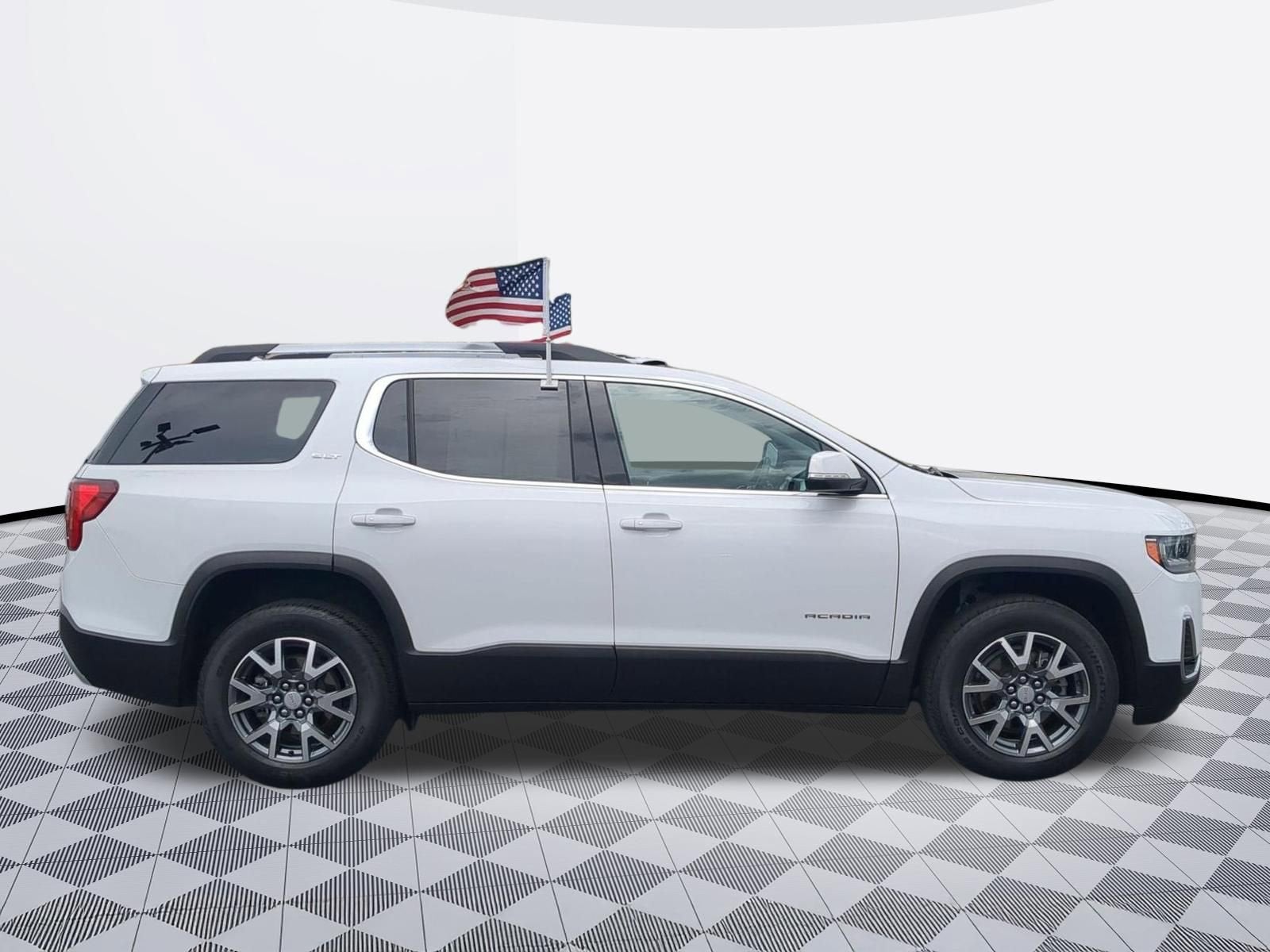 2023 GMC Acadia SLT