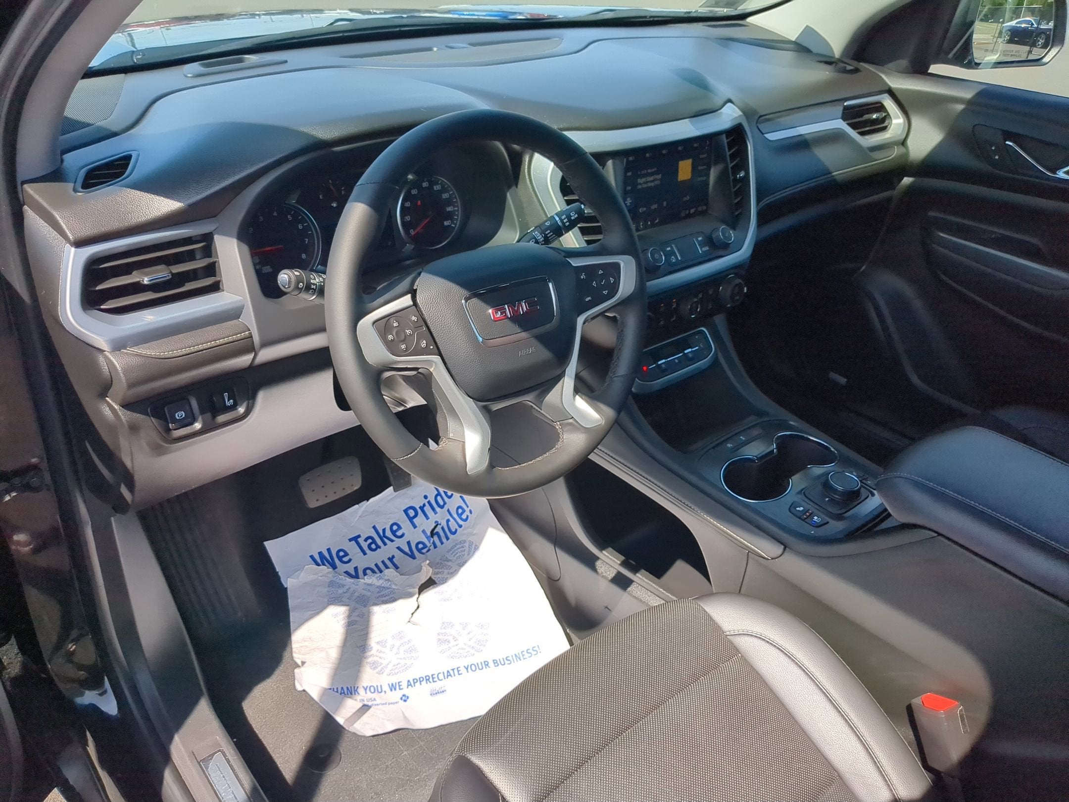 2023 GMC Acadia SLT