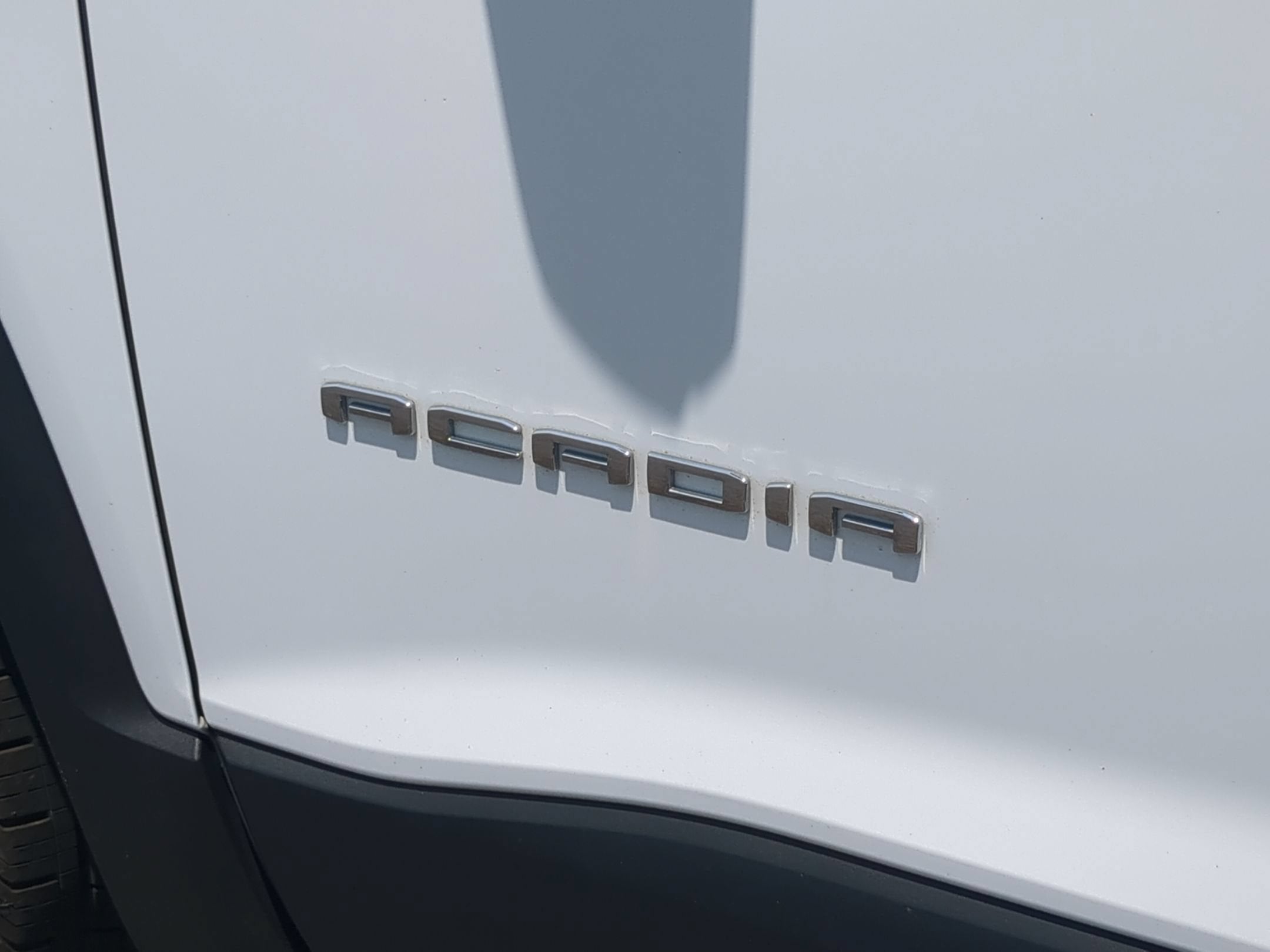 2023 GMC Acadia SLE