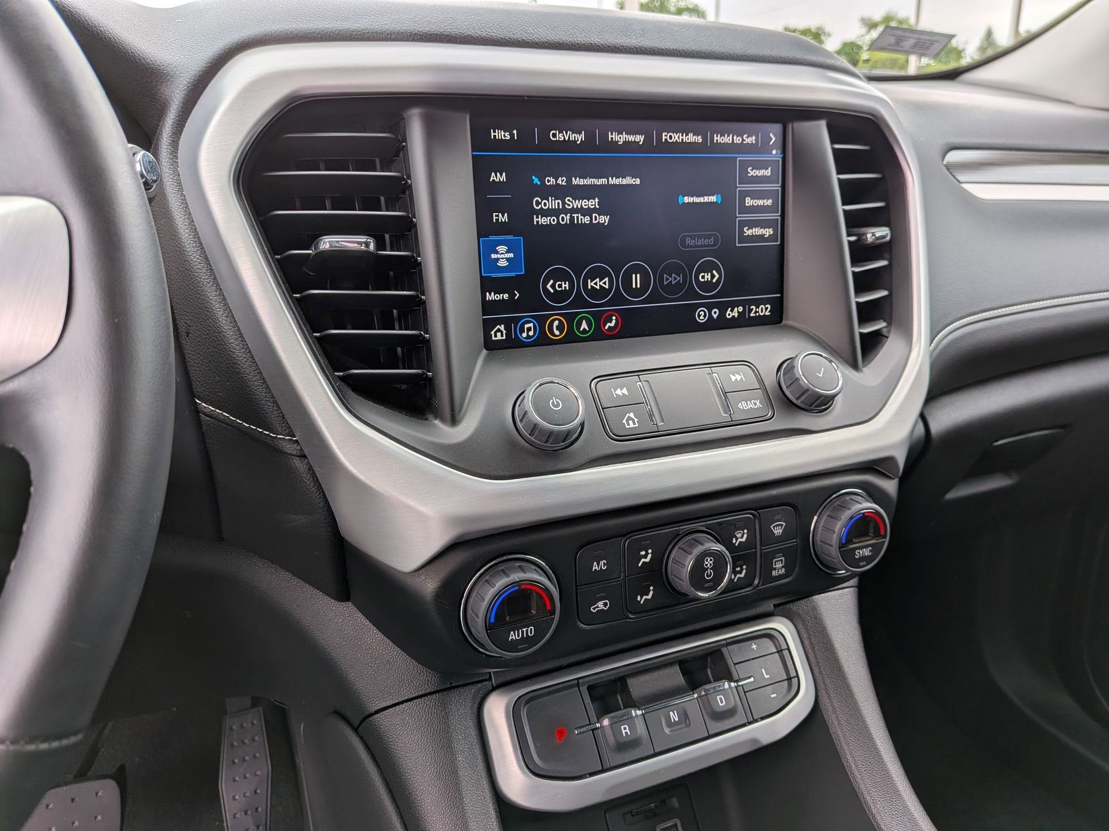 2023 GMC Acadia SLT