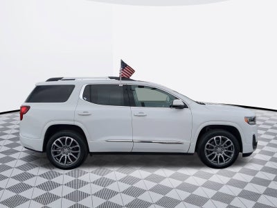 2023 GMC Acadia Denali
