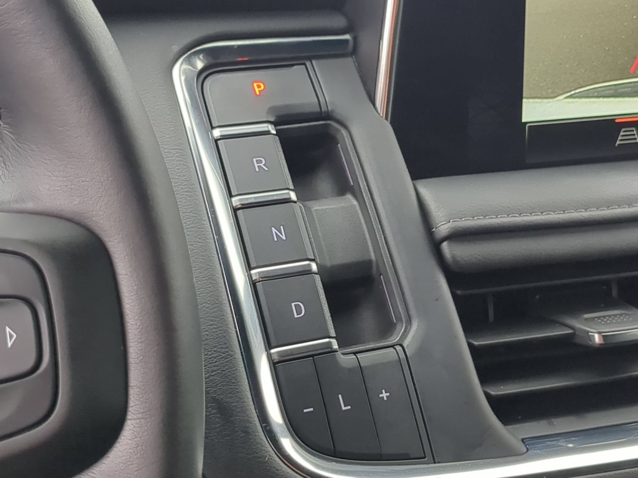 2022 GMC Yukon SLE